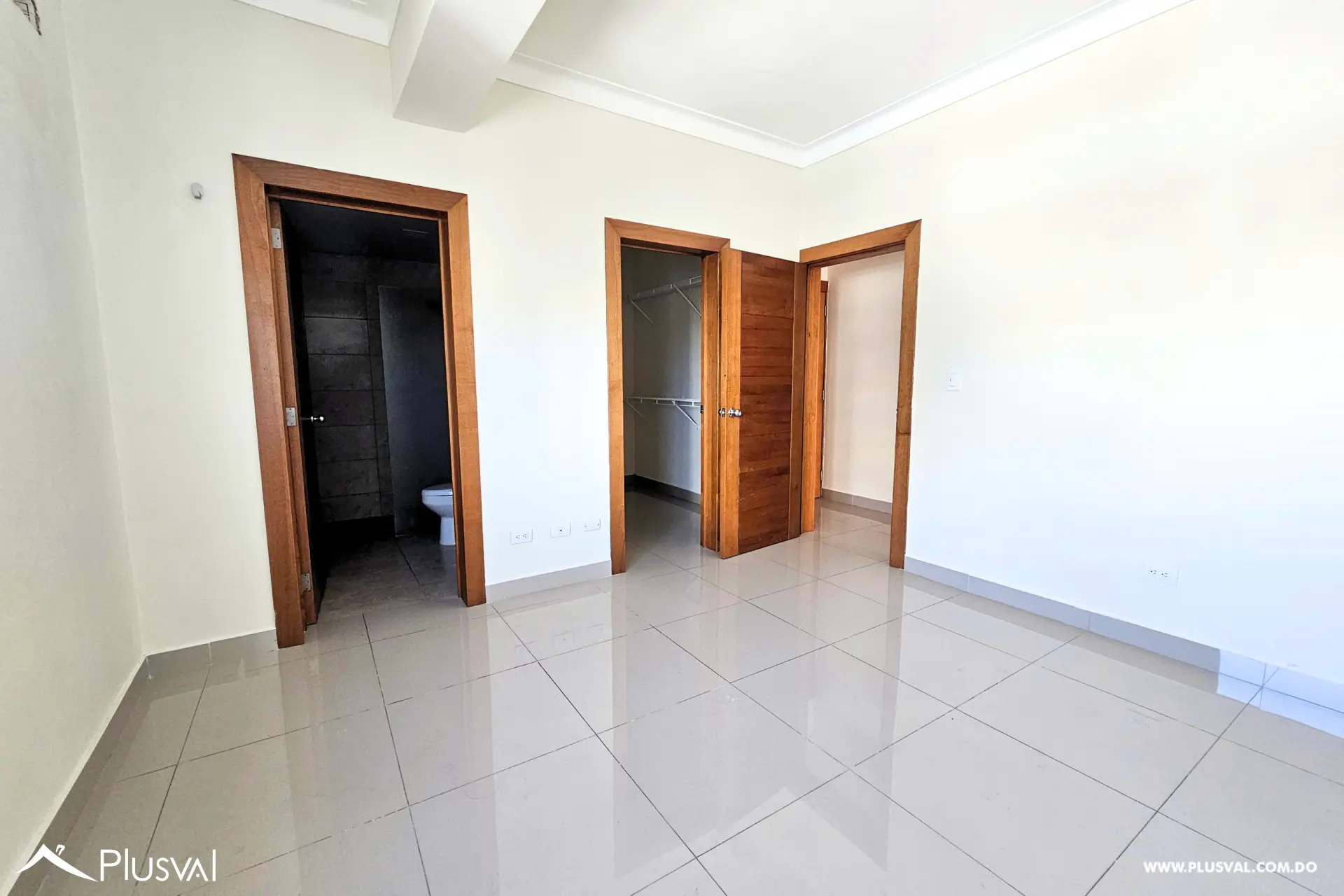 Apartamento en alquiler en Evaristo Morales 519725