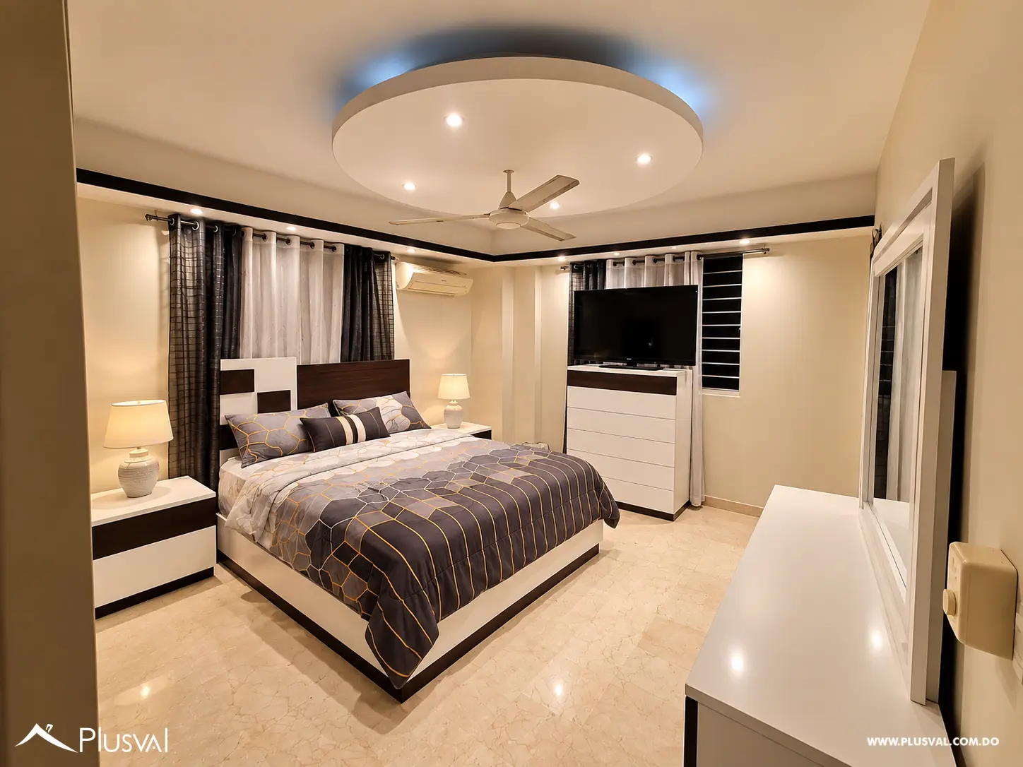 Pent-house en venta de 4 habitaciones en El Millón 530028