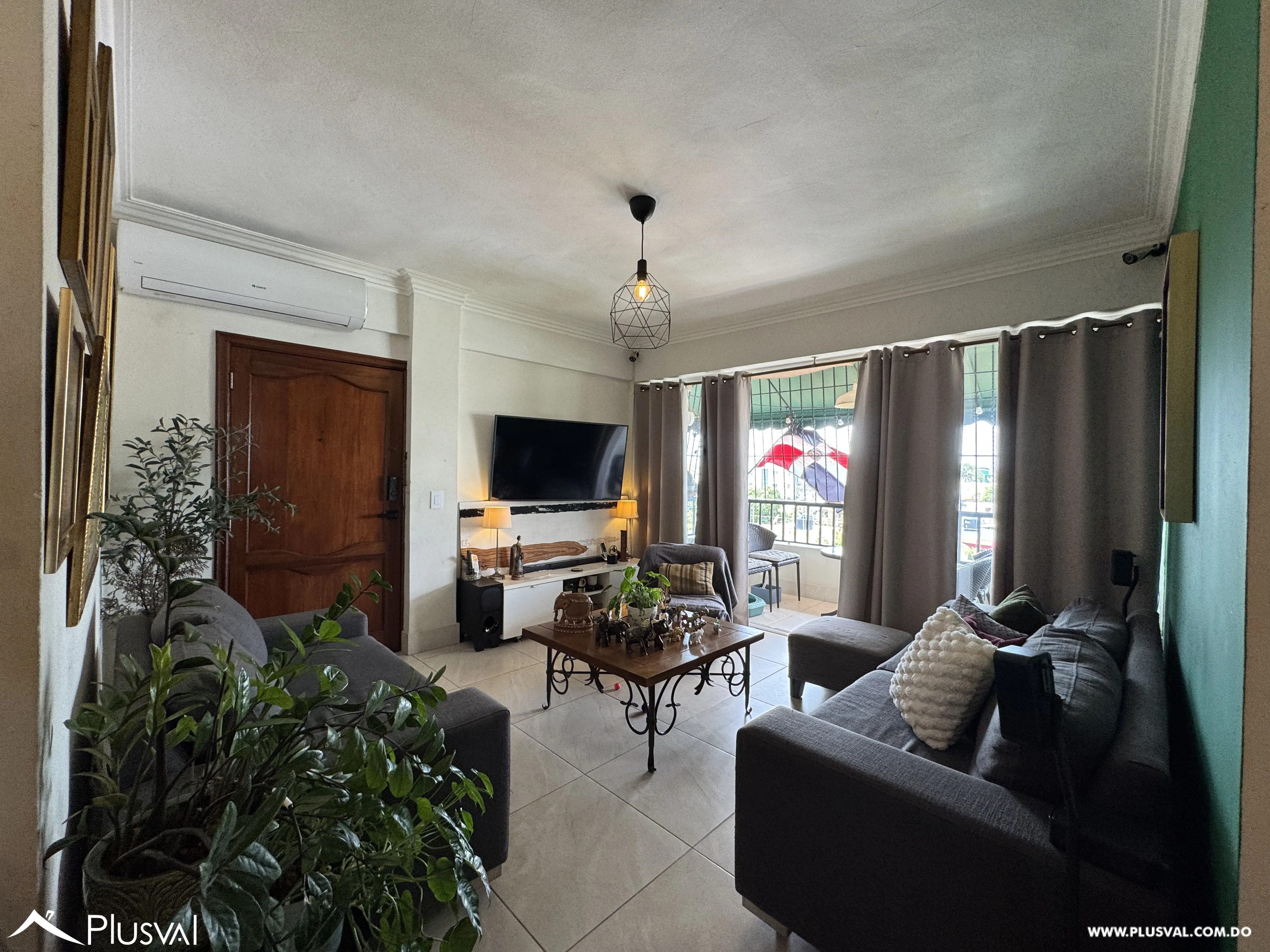 Apartamento en venta en Urbanización Dominicanos Ausentes | 2 habitaciones, 2 parqueos, 103 m² 495508