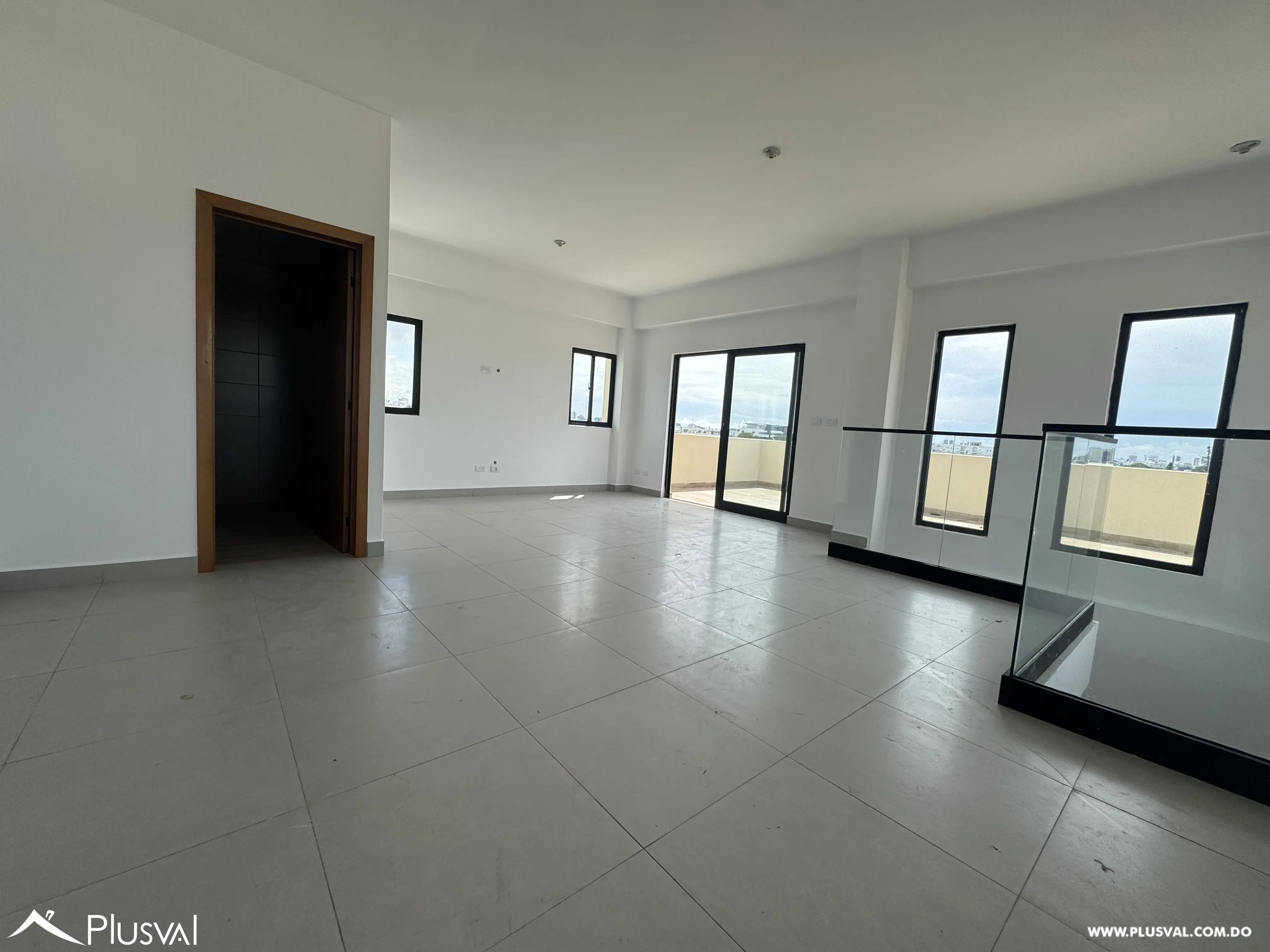 Amplio apartamento en venta en los prados 464715
