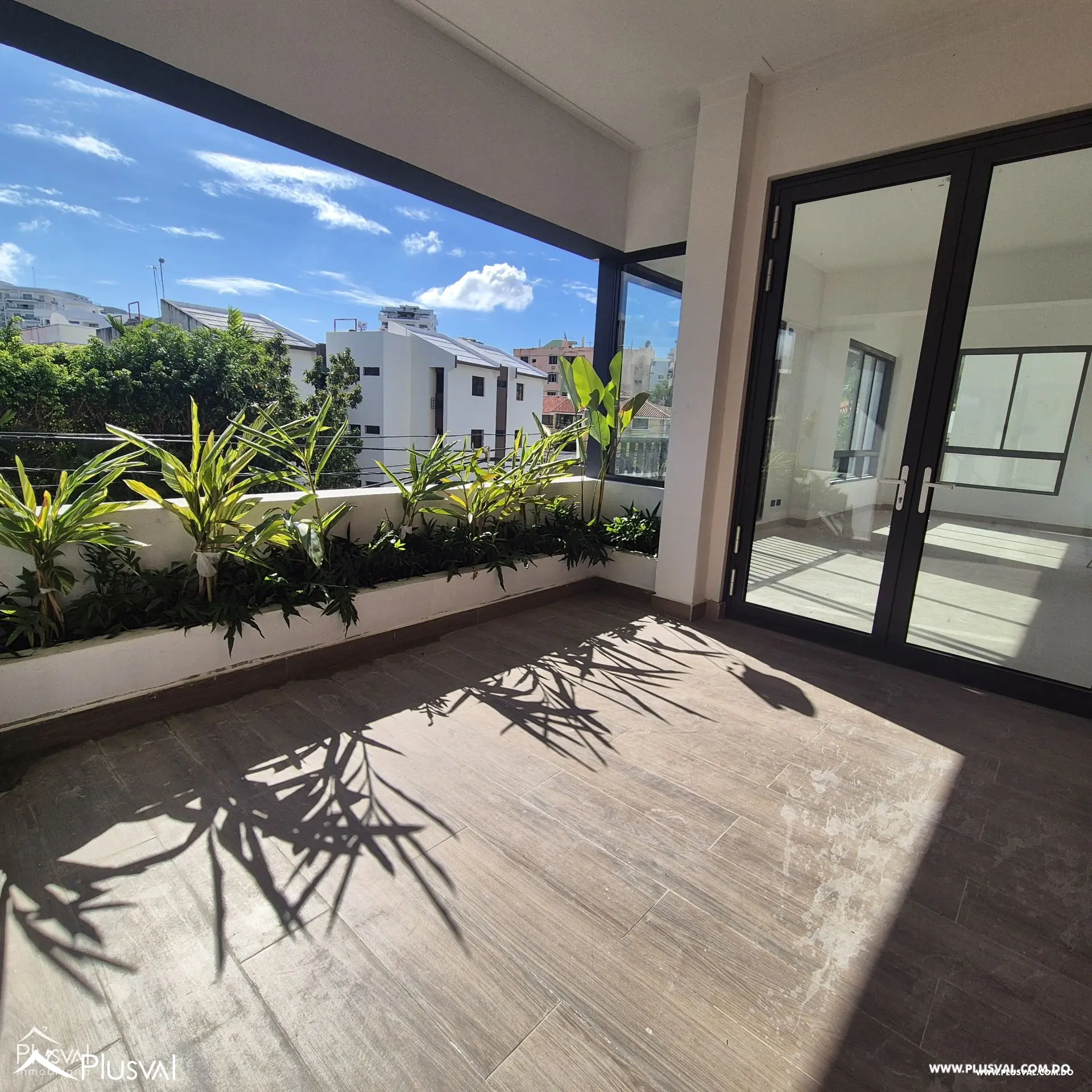 Apartamento en venta en Urb. Fernandez con terraza 478111