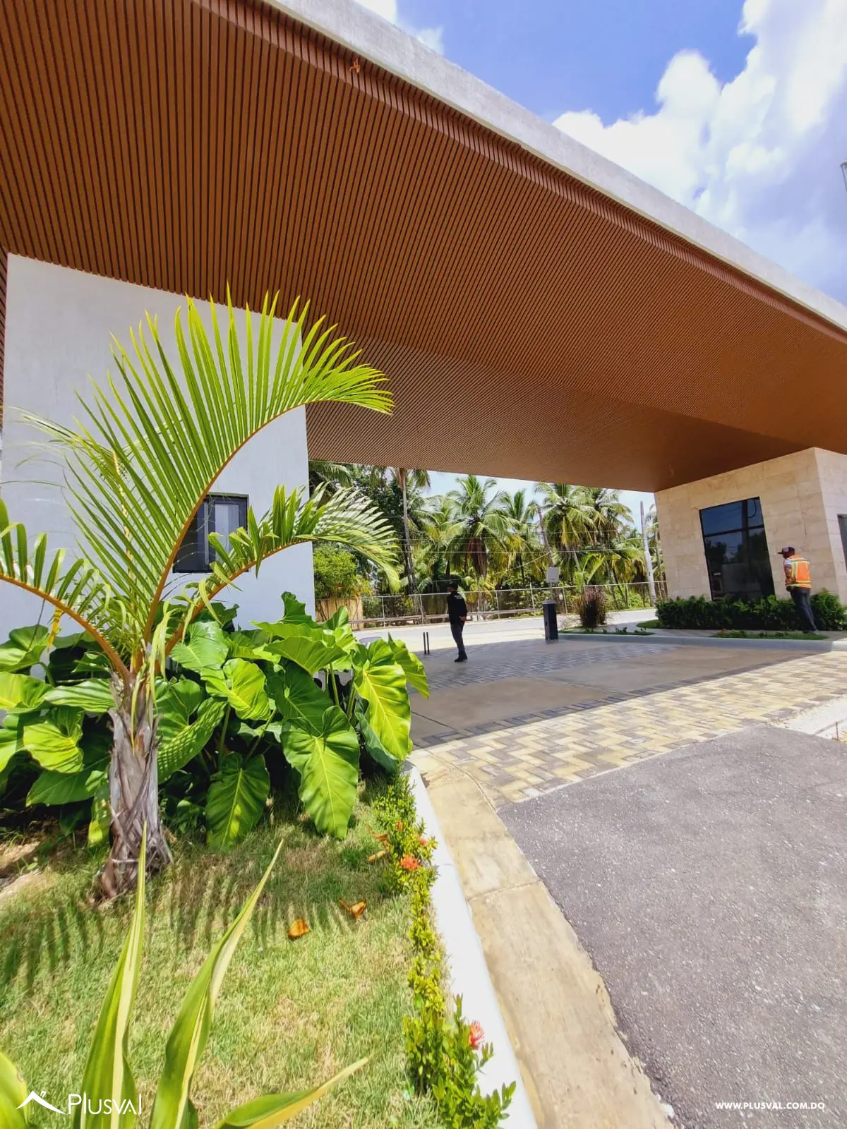 Apartamentos en la Jacobo Majluta con excelente área social 483888