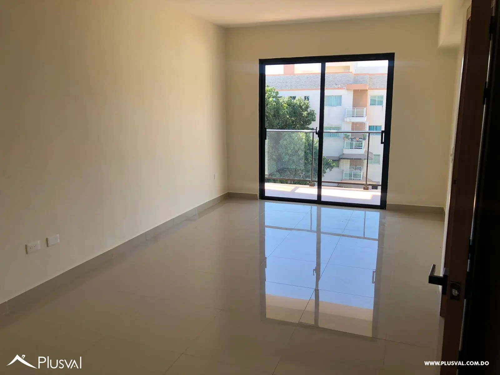 Apartamento de 2 Hab. en Av. Independencia 476448