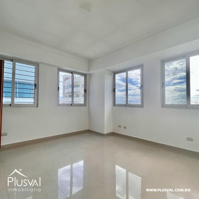 Apartamento en Alquiler en Piantini con Vista Panorámica 320496