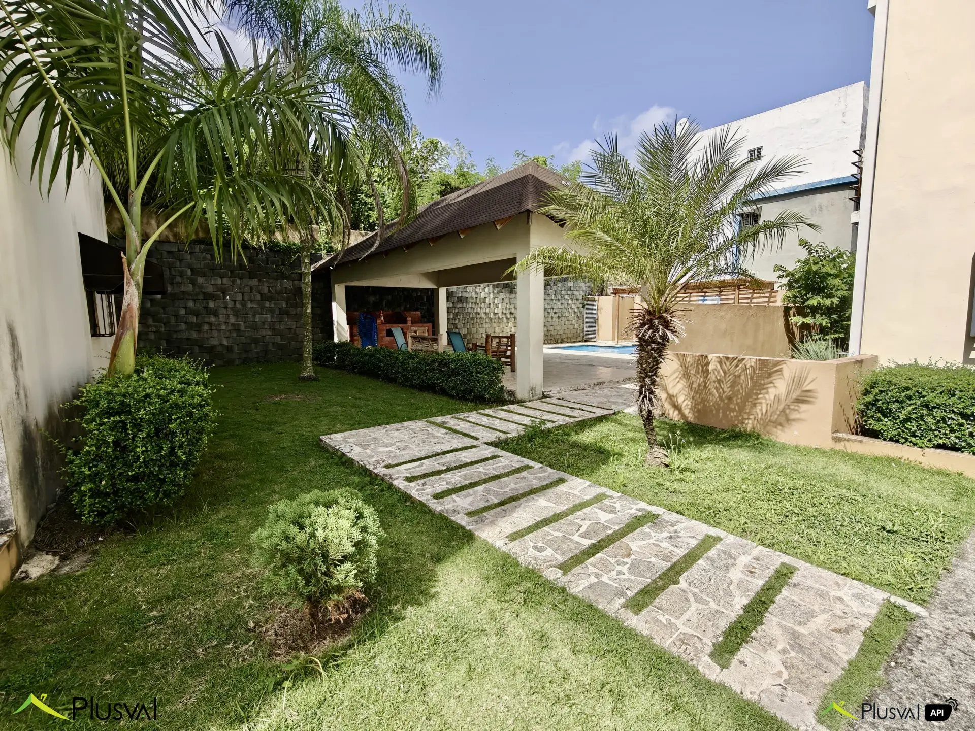 Apartamento en venta próximo a la Av. Jacobo Majluta 450228