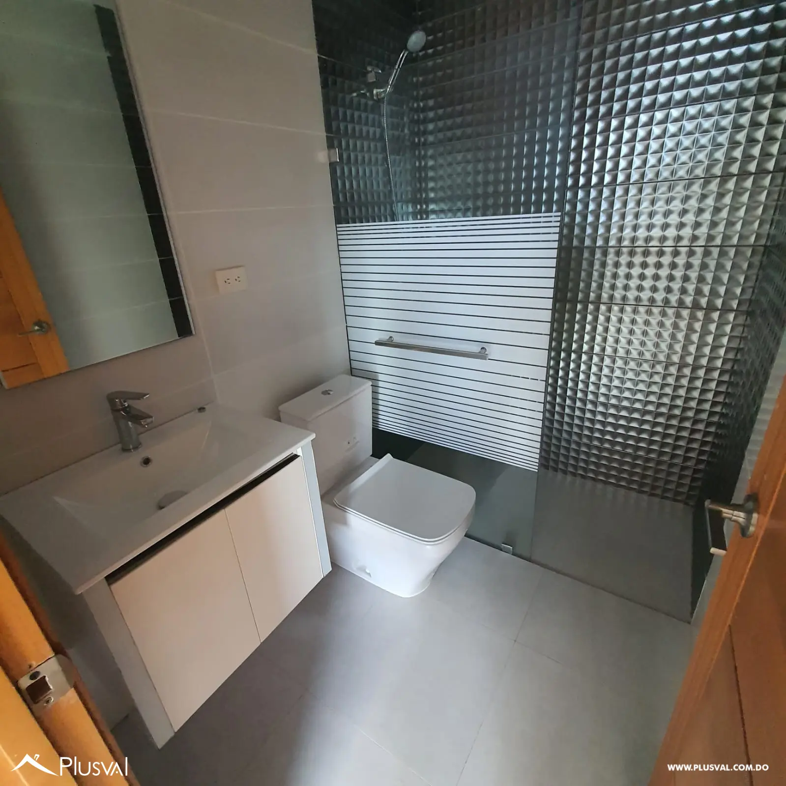 Alquiler de fino apartamento en Cacicazgos 459045