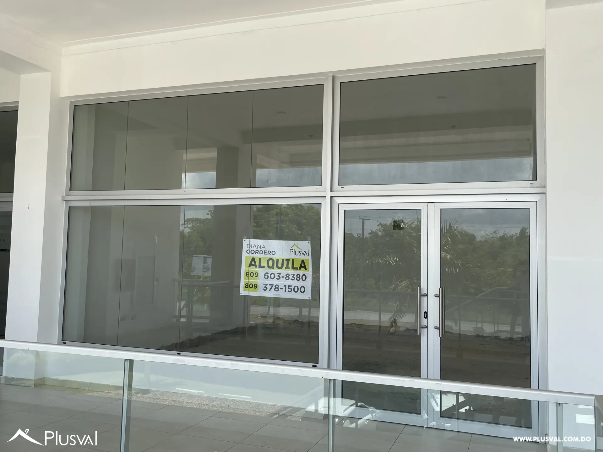 Local Comercial En Venta, Plaza TEPUY 506188