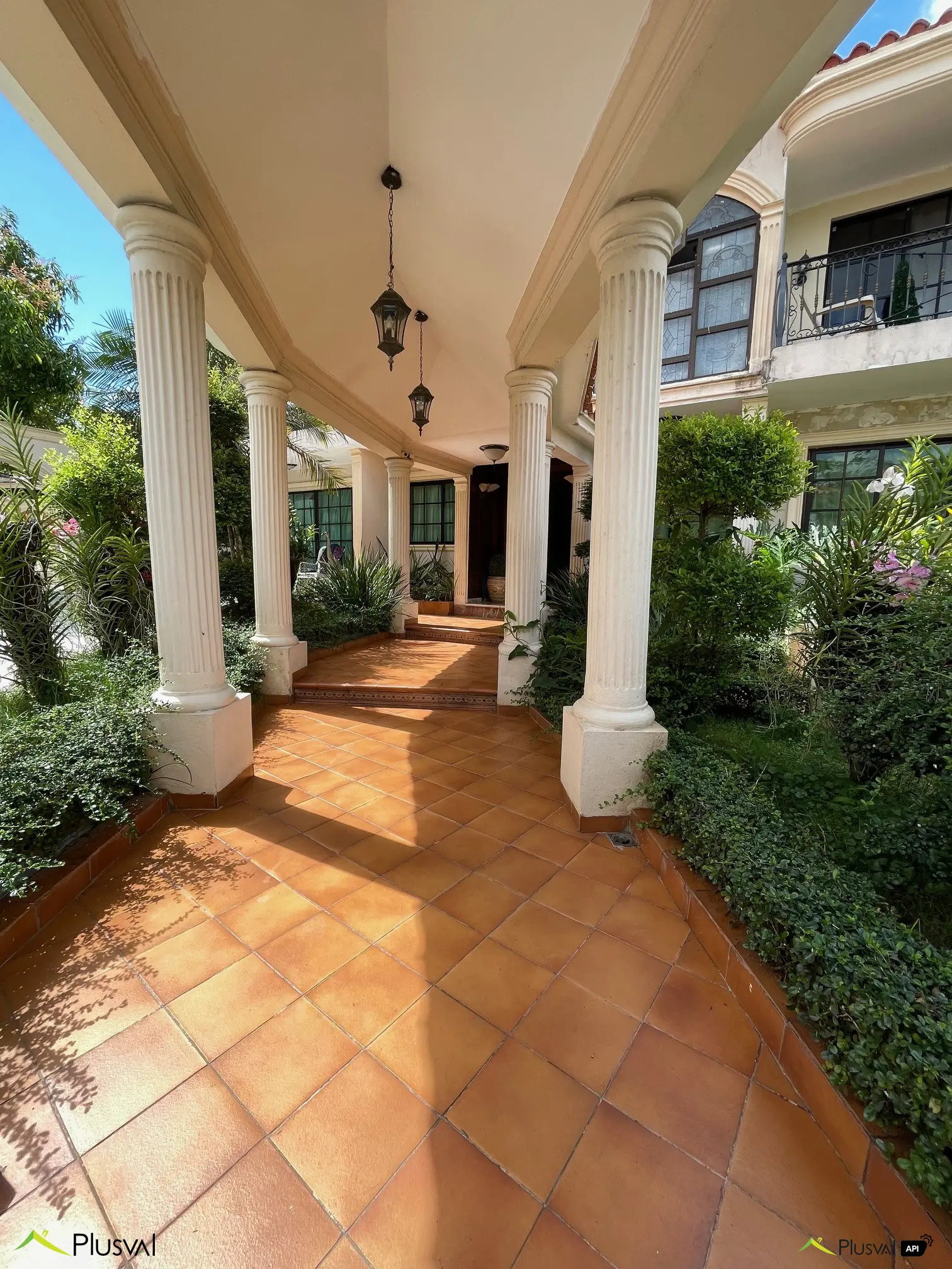Hermosa y espaciosa casa en Los Pinos, Arroyo Hondo 449200