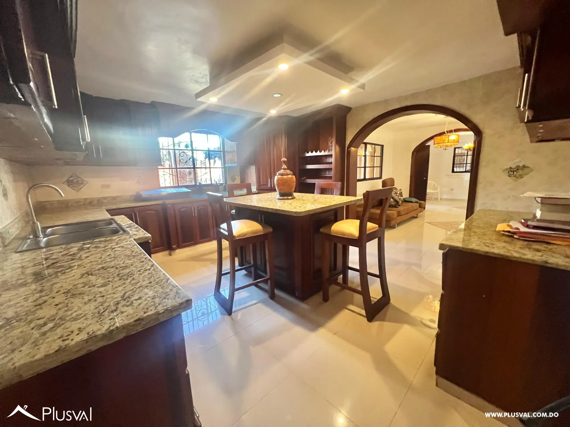 Casa en Brisa Oriental de 3 niveles. 478373
