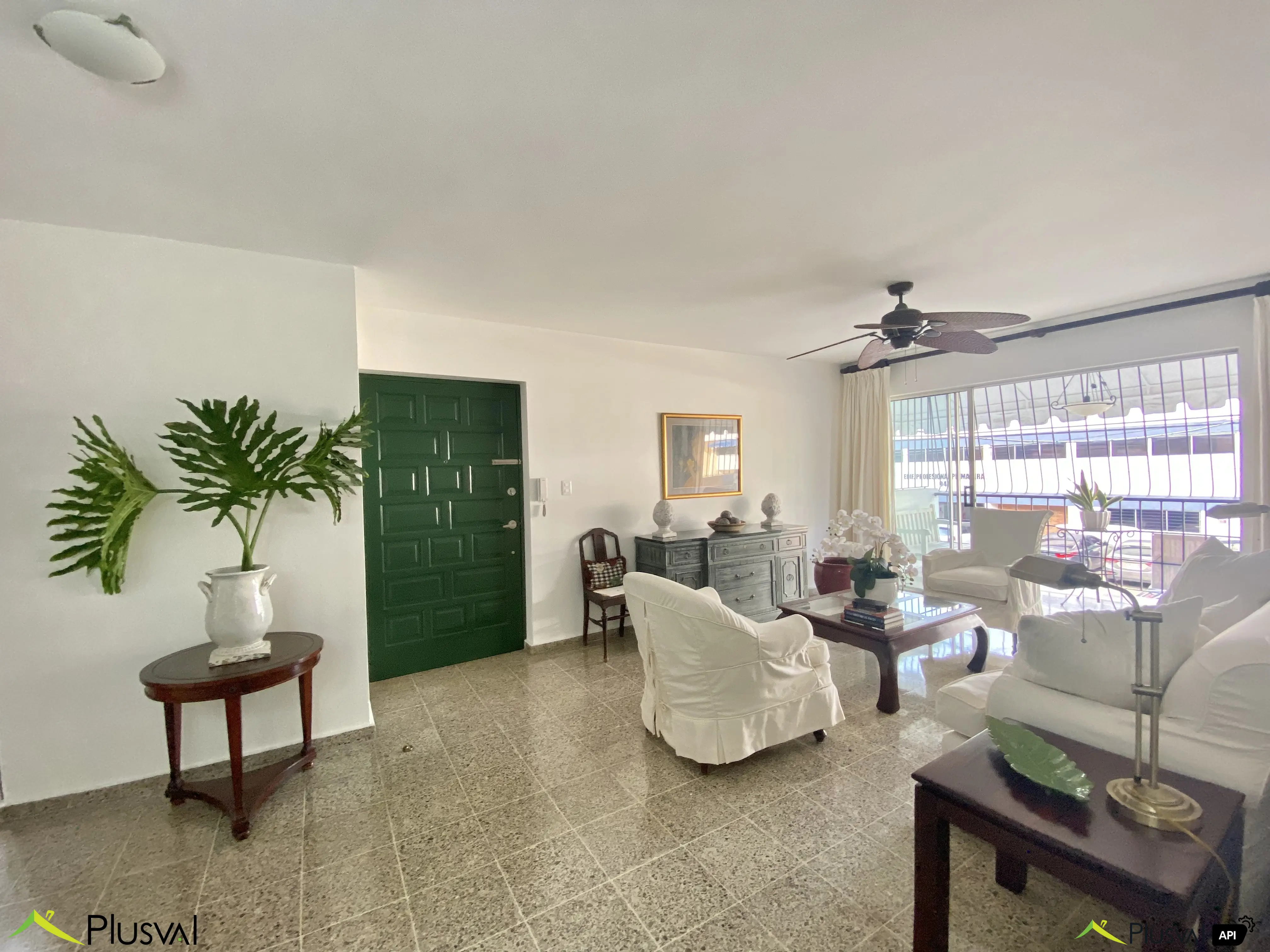 Excelente Apartamento en Alquiler Amueblado 449363