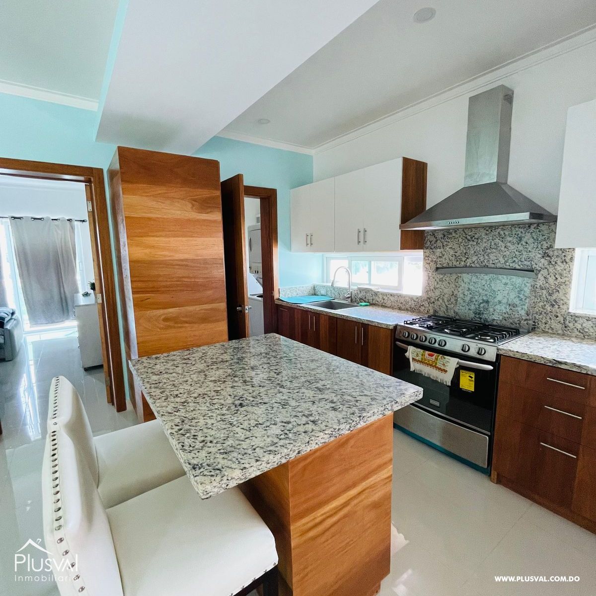 Apartamento moderno de 2 dormitorios con buena ubicación en El Cortesito, Bavaro 431177