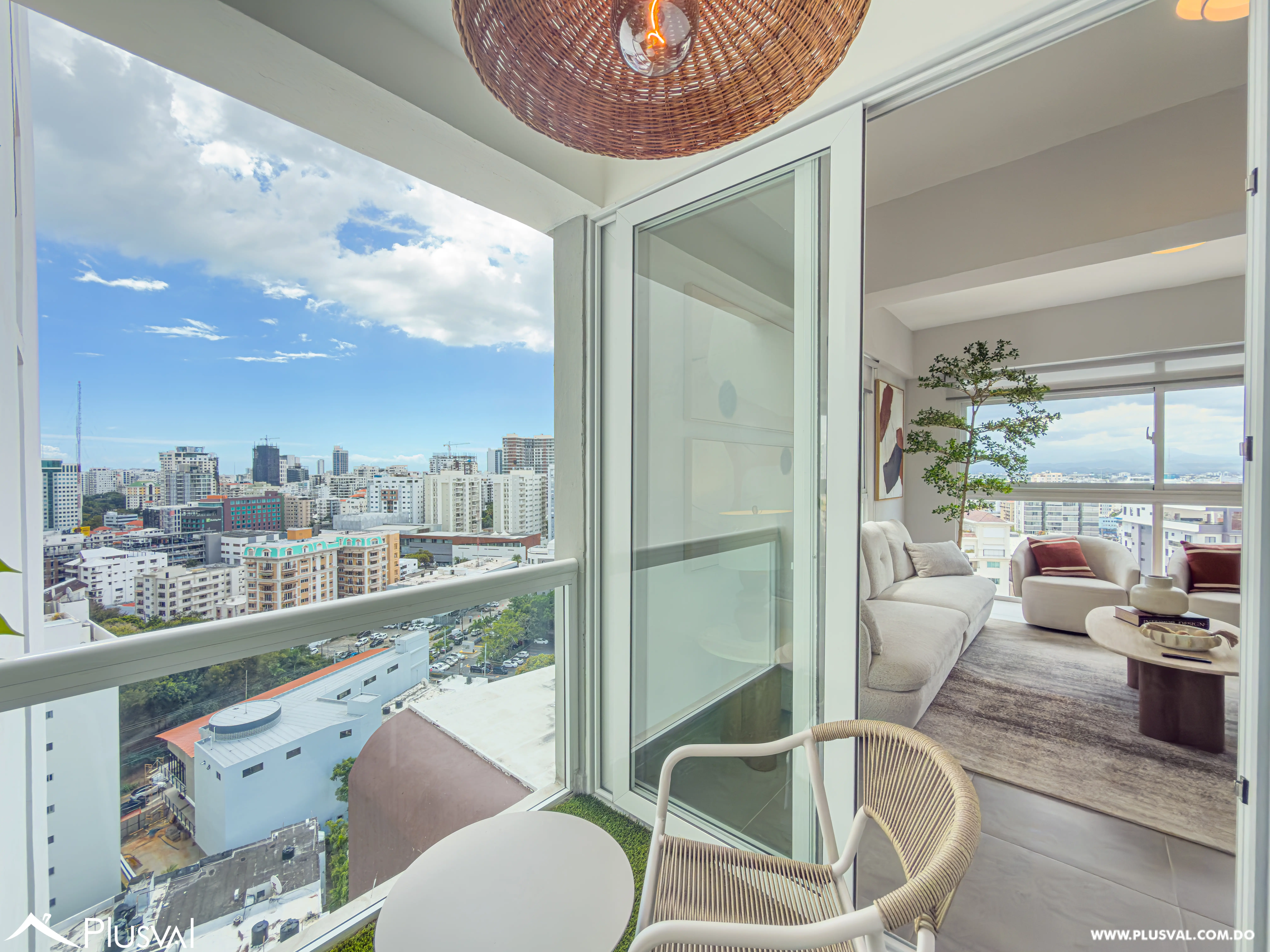 Apartamento Amueblado en Alquiler con Vista Panorámica en Serrallés 493319