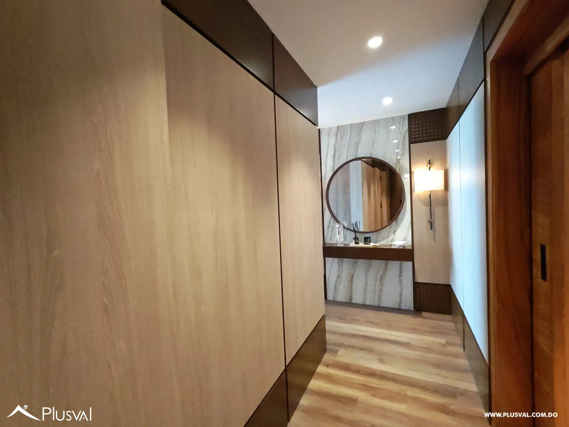 Lujoso Apartamento en alquiler en Piantini 492910