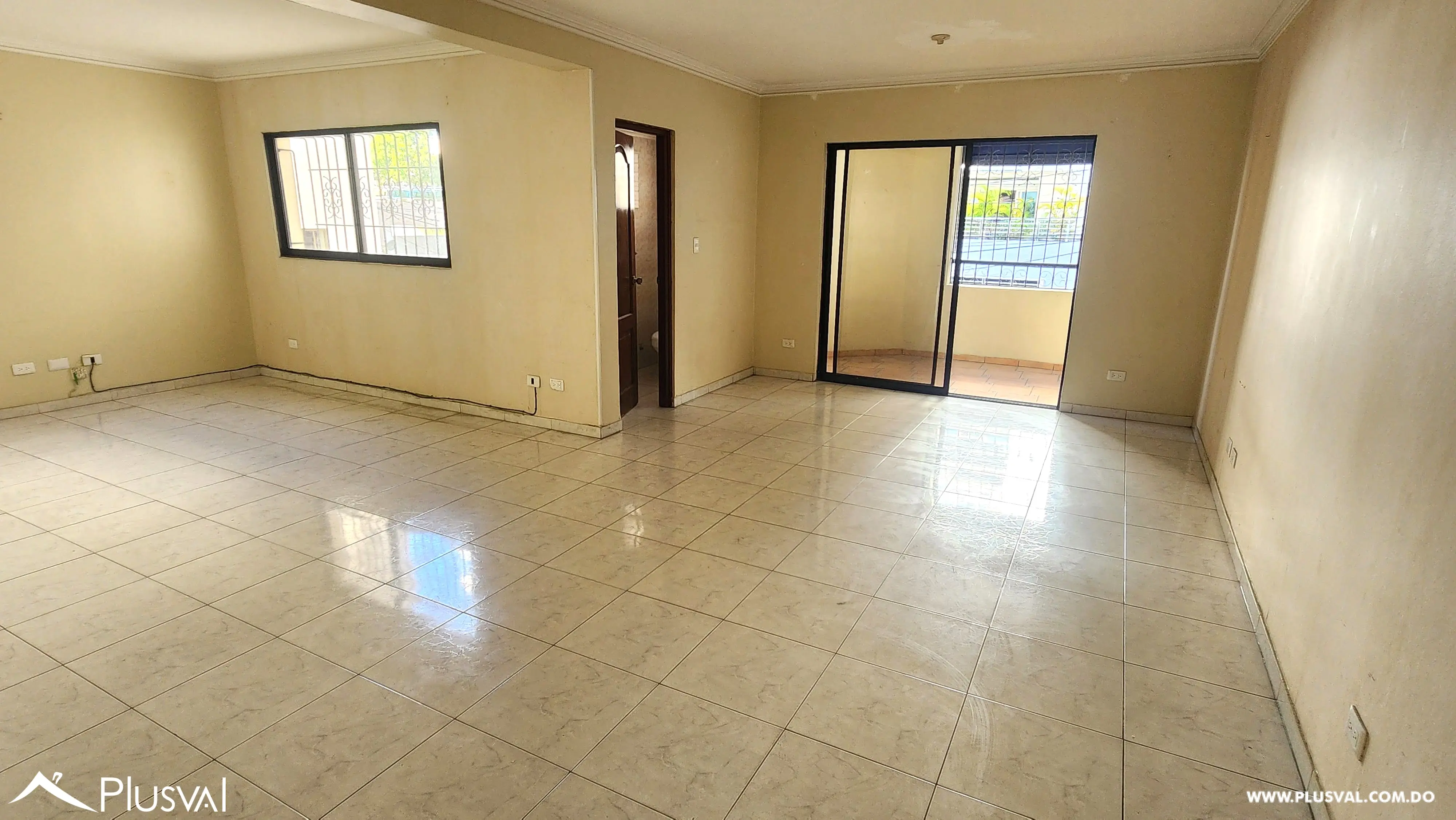 Se vende apartamento clásico de 3 habitaciones en Bella Vista 477923