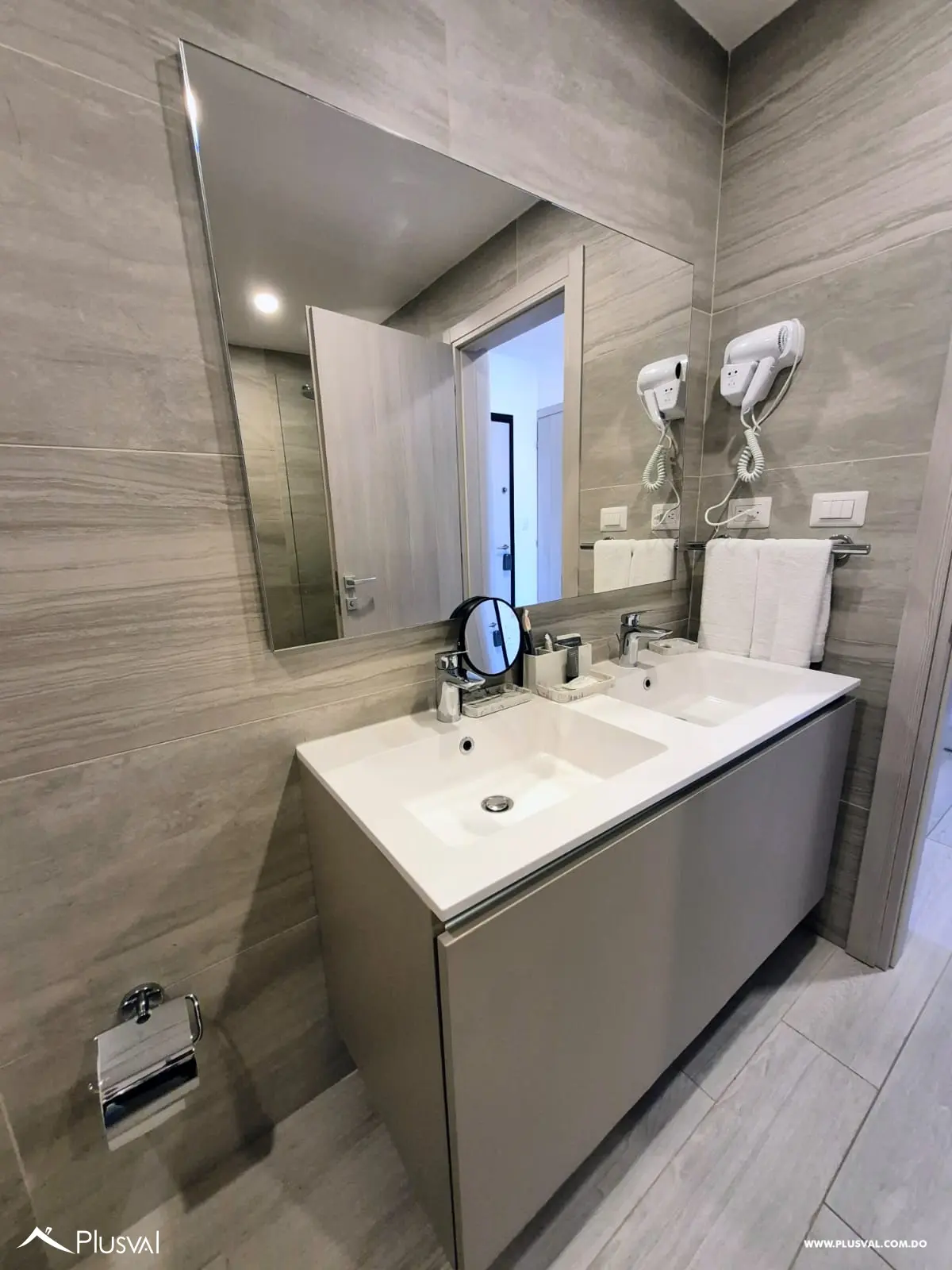 Apartamento Ameublado en Alquiler en Cocotal de 1 hab. 509955