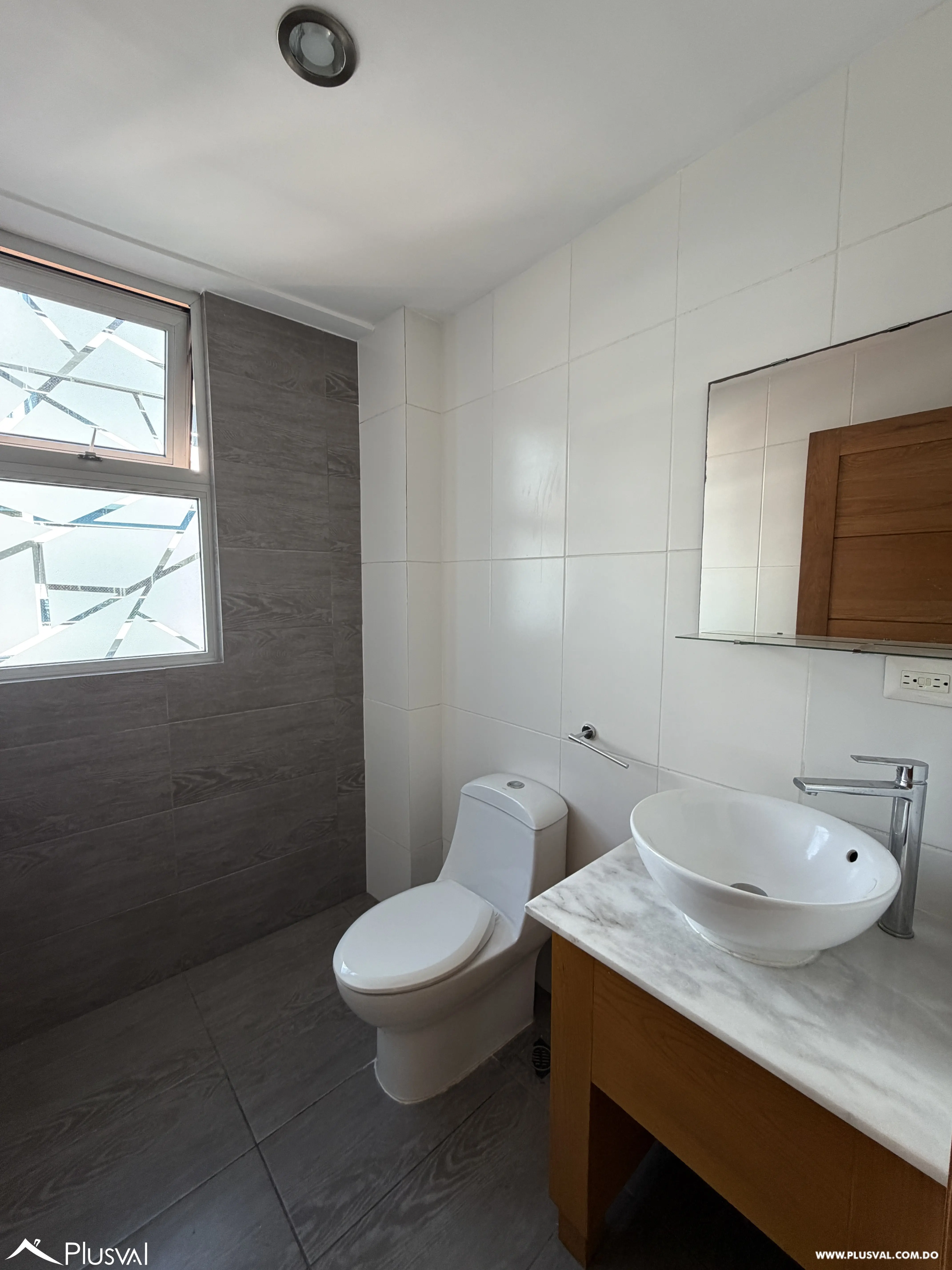 Apartamento de 3 habitaciones mas estudio  en alquiler en Serralles tipo loft. 467519