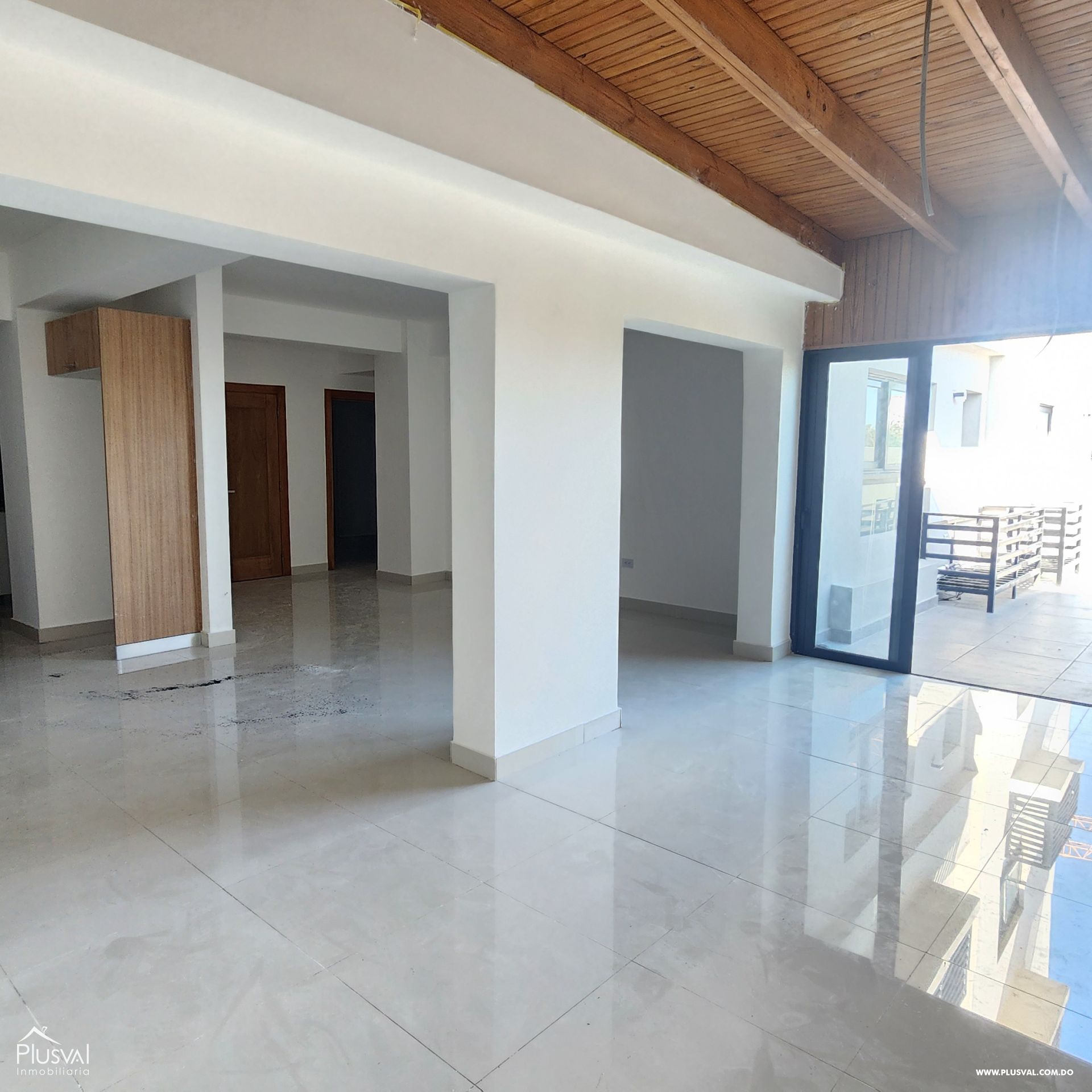 Amplio y moderno apartamento en venta. 427315