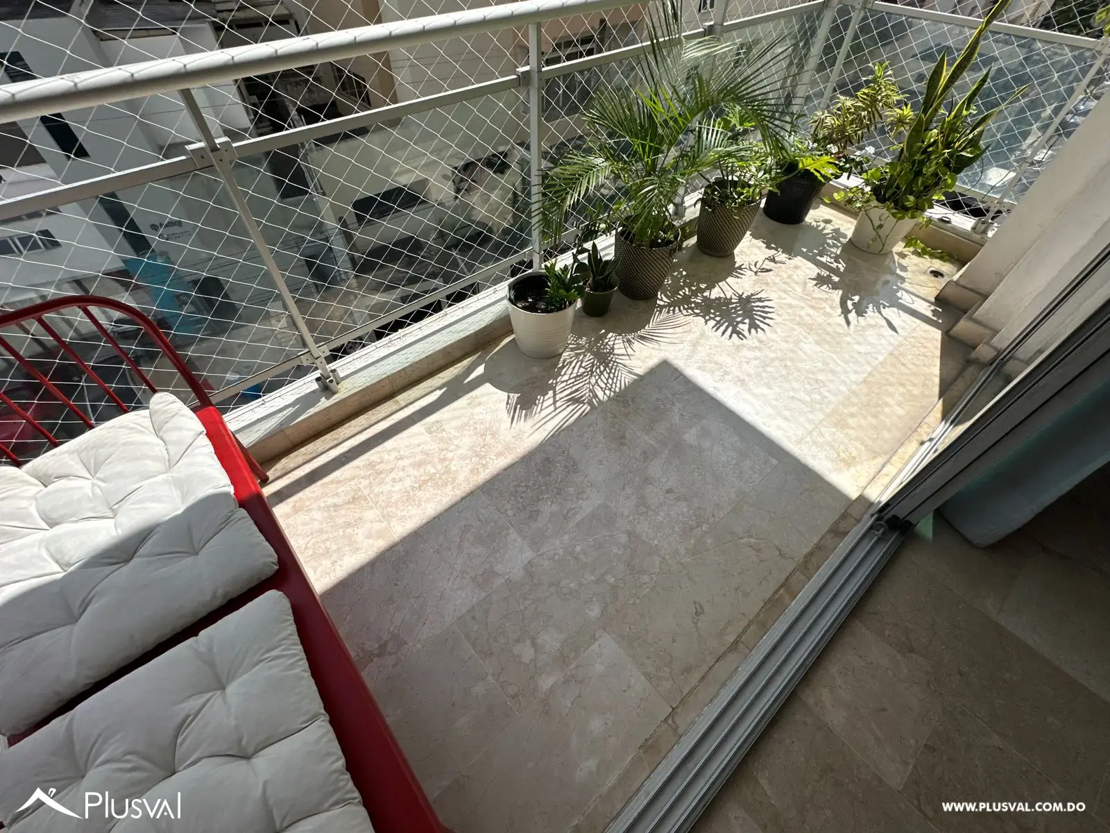 Apartamento en venta en zona exclusiva, Naco. 471869