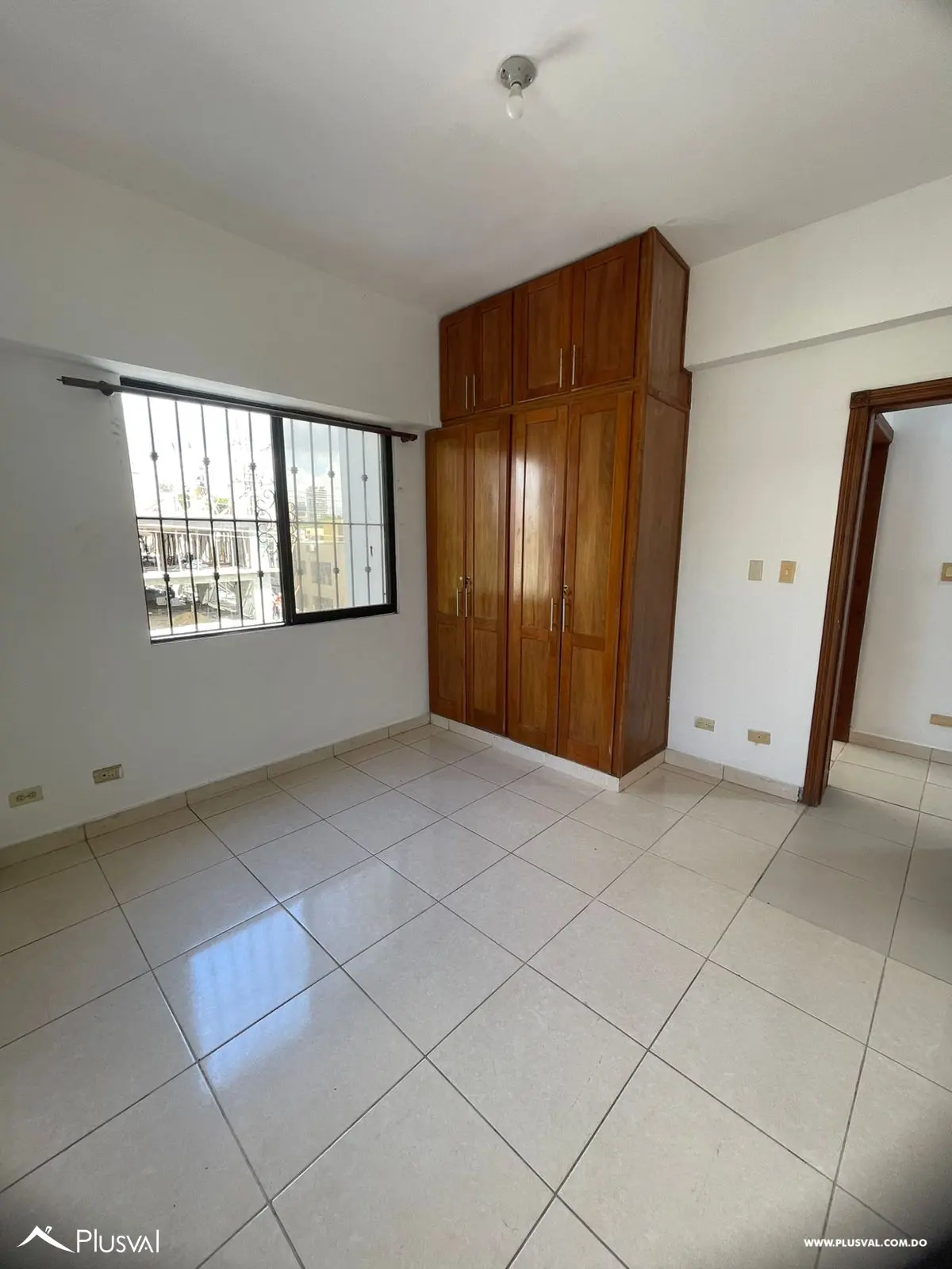 Alquiler de Apartamento en  Zona Universitaria 460175
