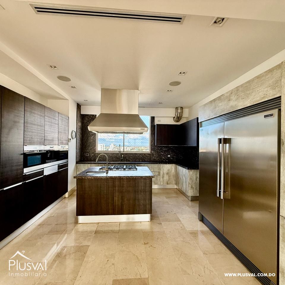 Exclusivo PentHouse  de 3 niveles en el Corazón de Piantini 394149