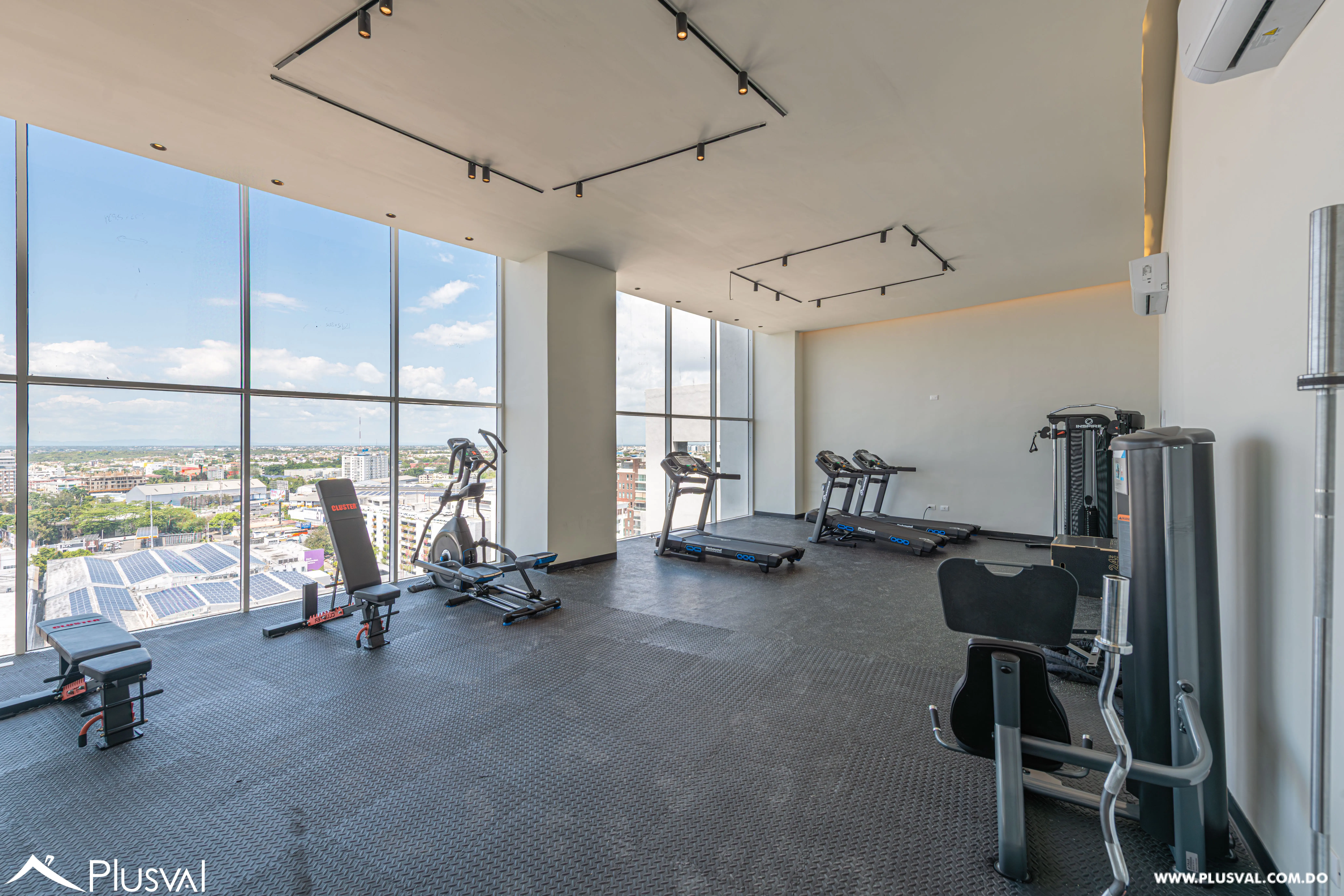 Apartamento Amueblado en Alquiler con Vista Panorámica en Serrallés 493311