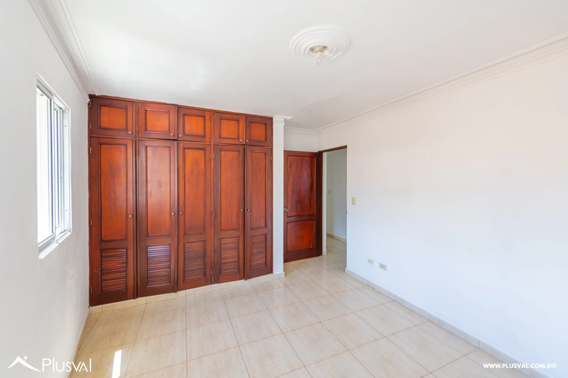 Amplio Apartamento en Venta de 160 m² con 2 Parqueos en Renacimiento 499268
