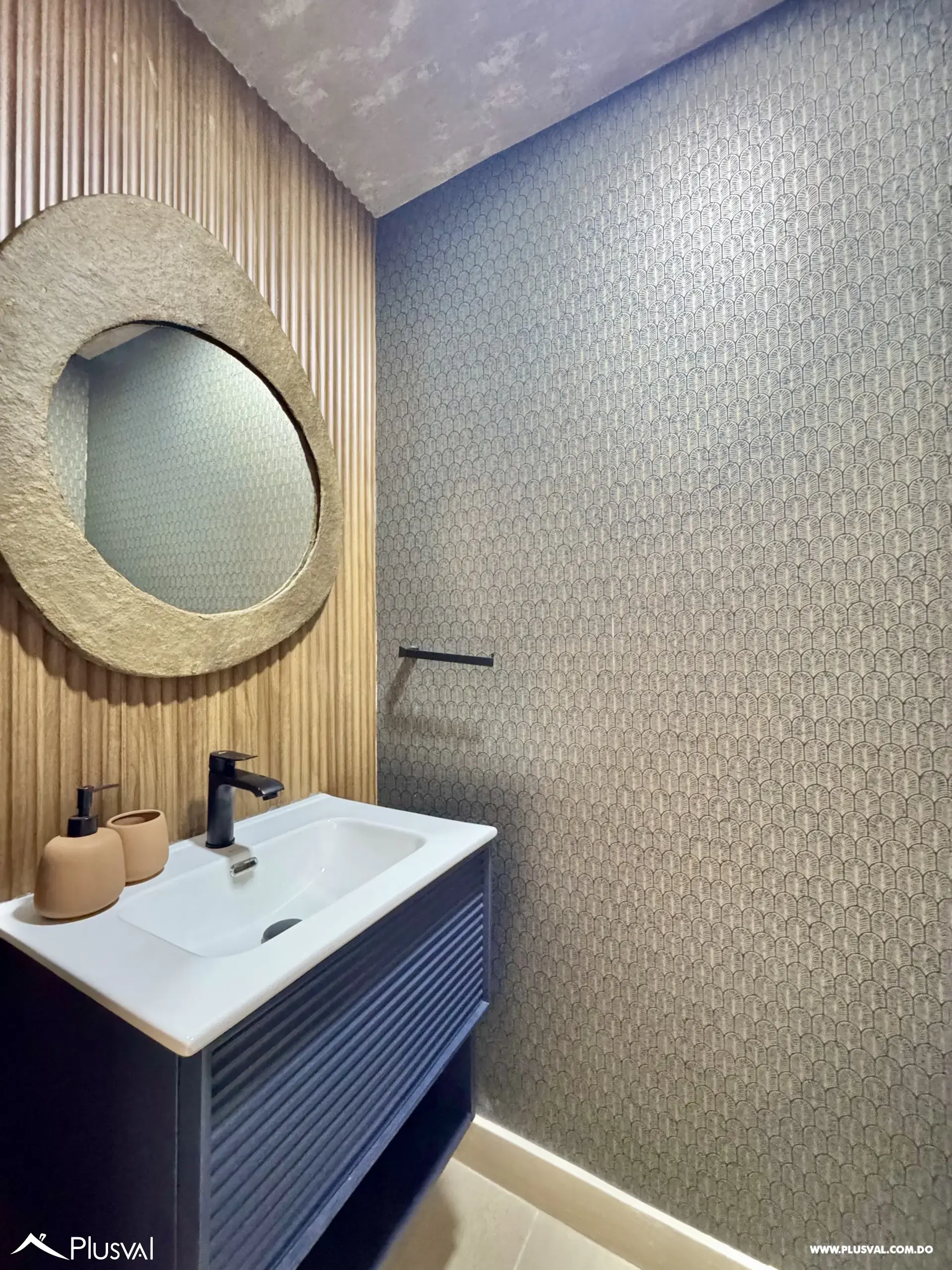 Apartamento en alquiler en Naco 500280