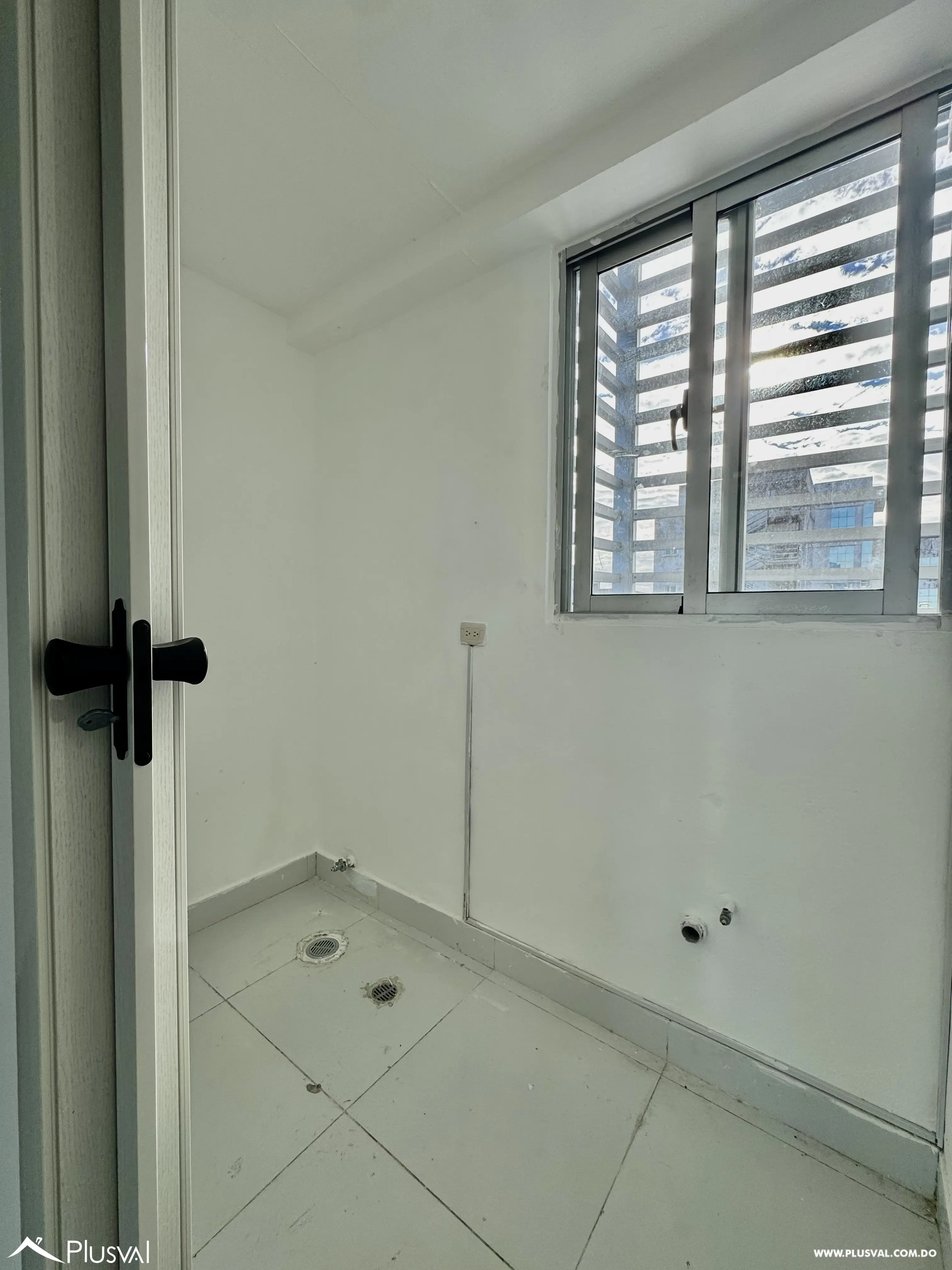 Alquiler de Local Comercial en Los Prados 484852