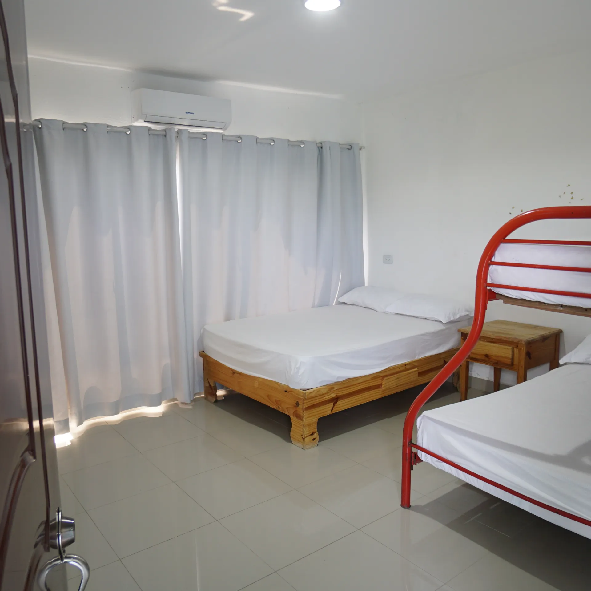 AMPLIA VILLA EN VENTA, EN EL PALMAR DE OCOA 422648