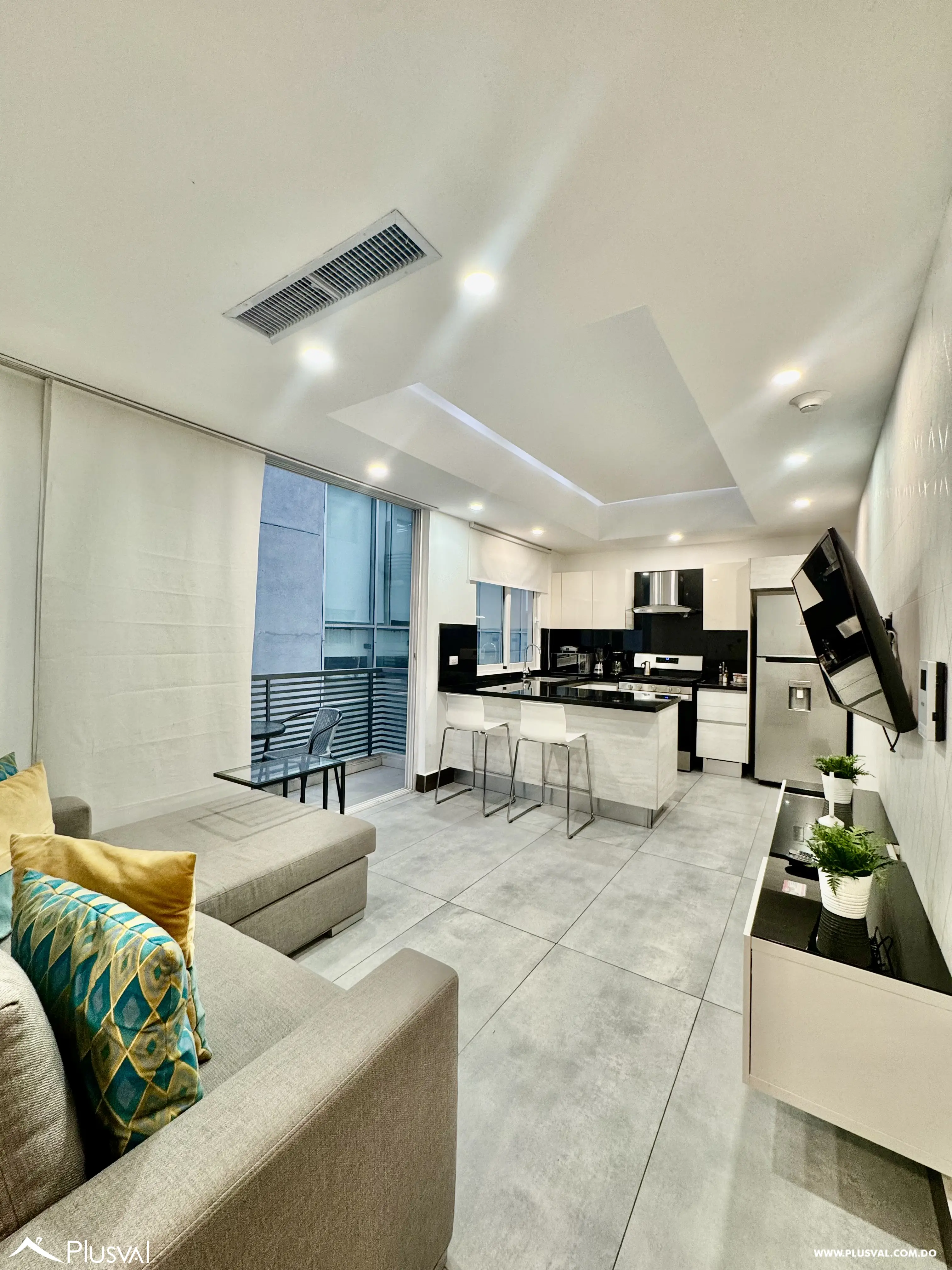 Alquilo Maravilloso Apartamento Amueblado de 1 hab. en Piantini 504160
