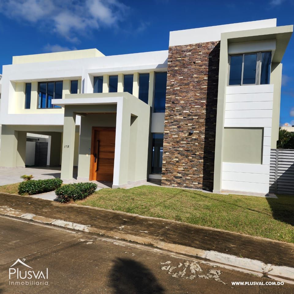 ESTUPENDA CASA EN VENTA EN LLANOS DE GURABO 410873
