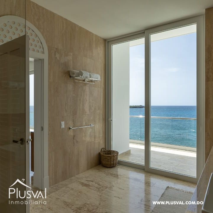 Espectacular Villa Moderna con Vista al Mar 354259