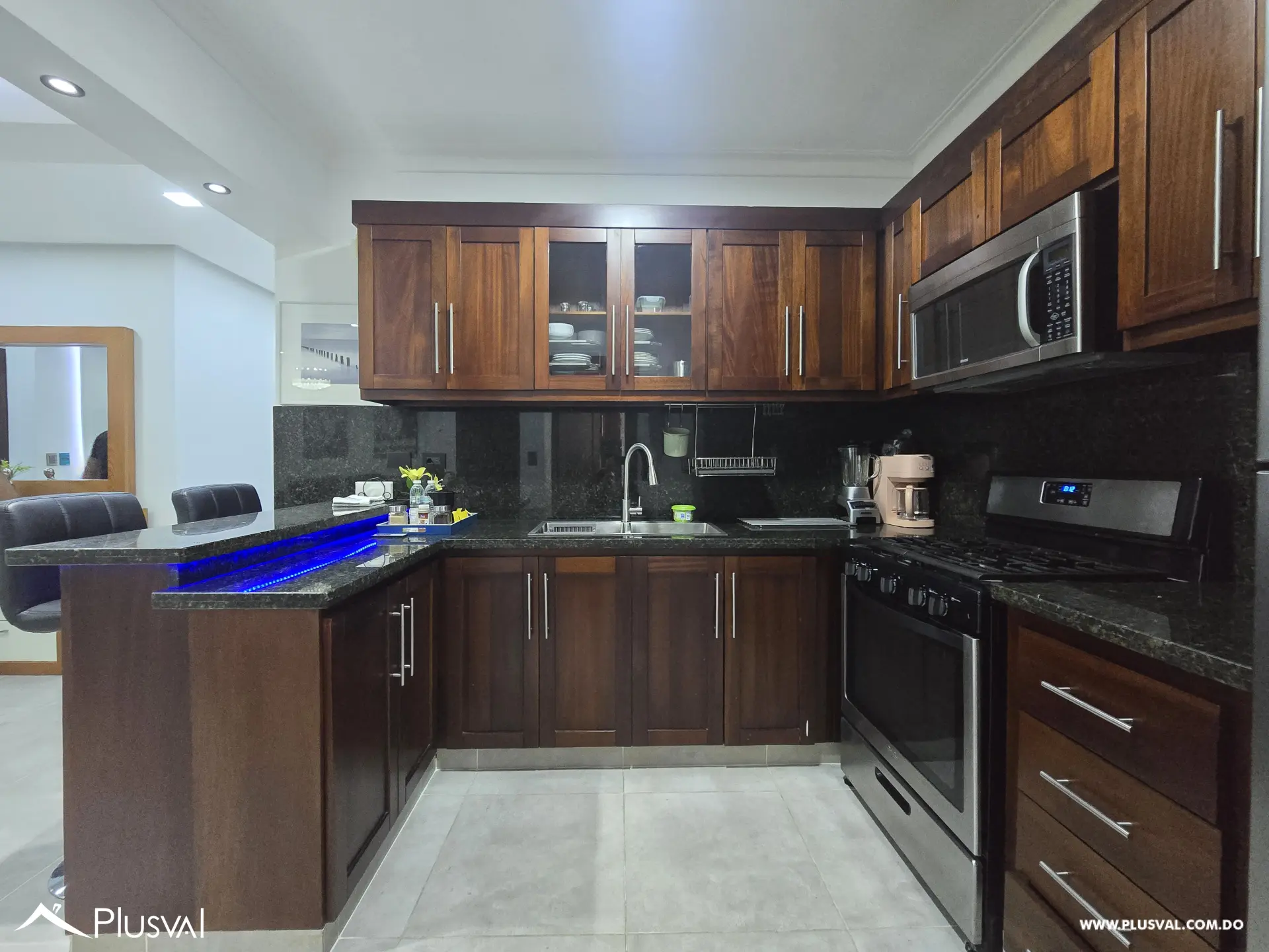 Apartamento en Venta Amueblado, Moderno y con Balcón Privado 530288