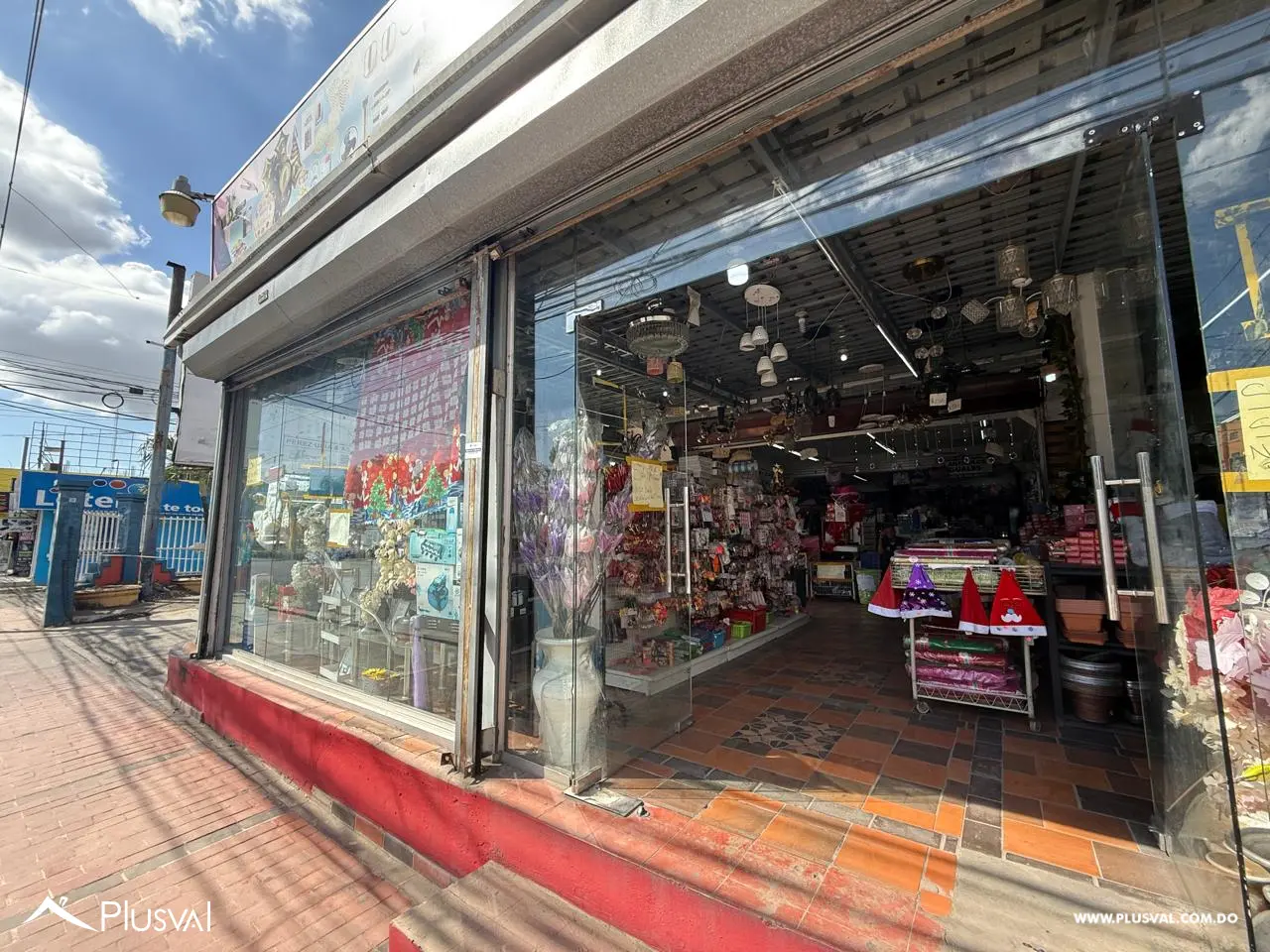 Excelente Local Comercial En Alquiler 477872