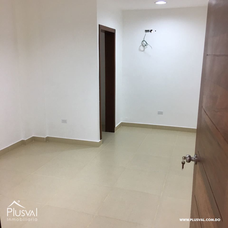 Edificio de 2 niveles en Gazcue 269886