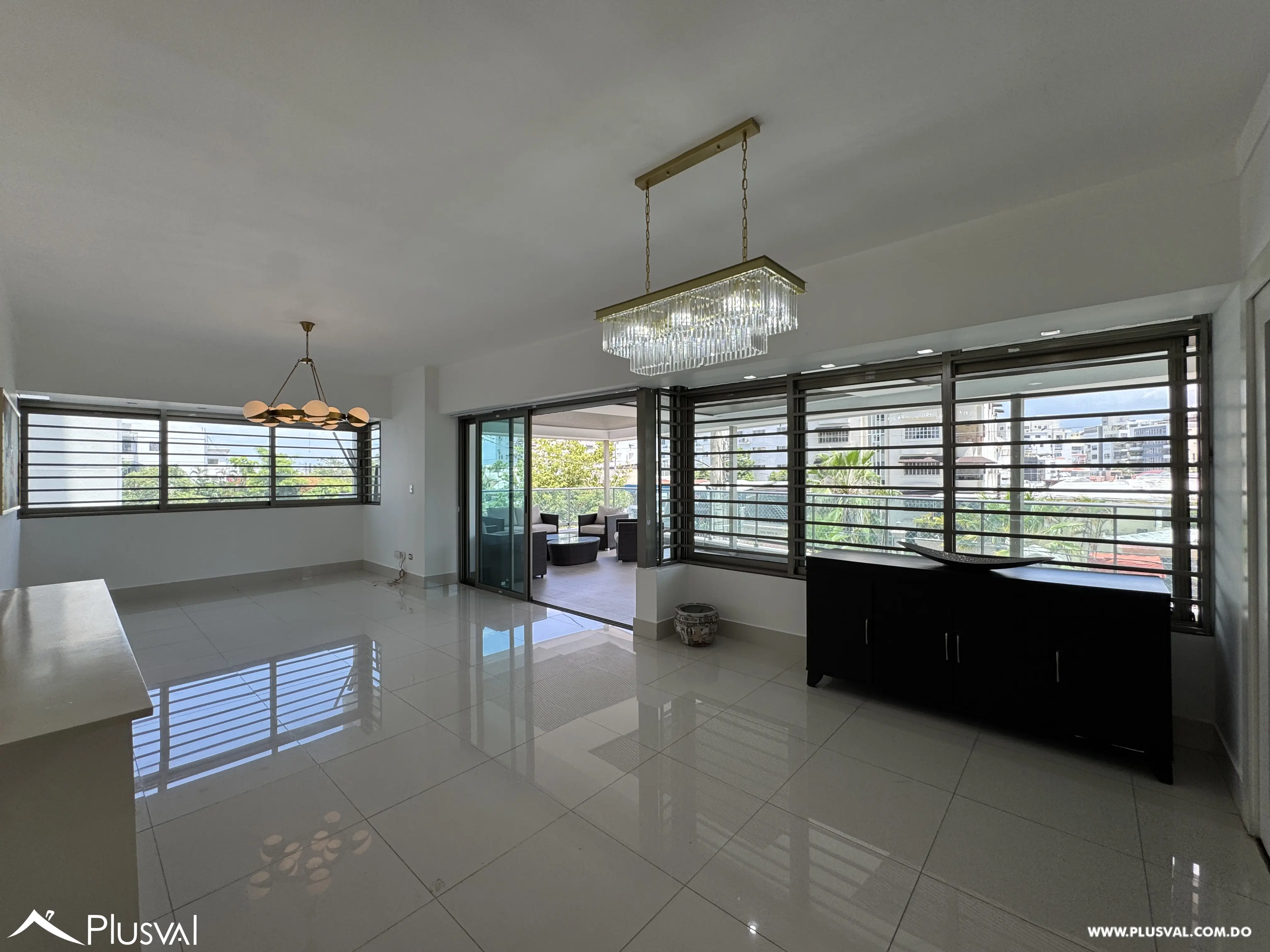 Apartamento en alquiler en Los Cacicazgos con terraza privada | 3 habitaciones 531228