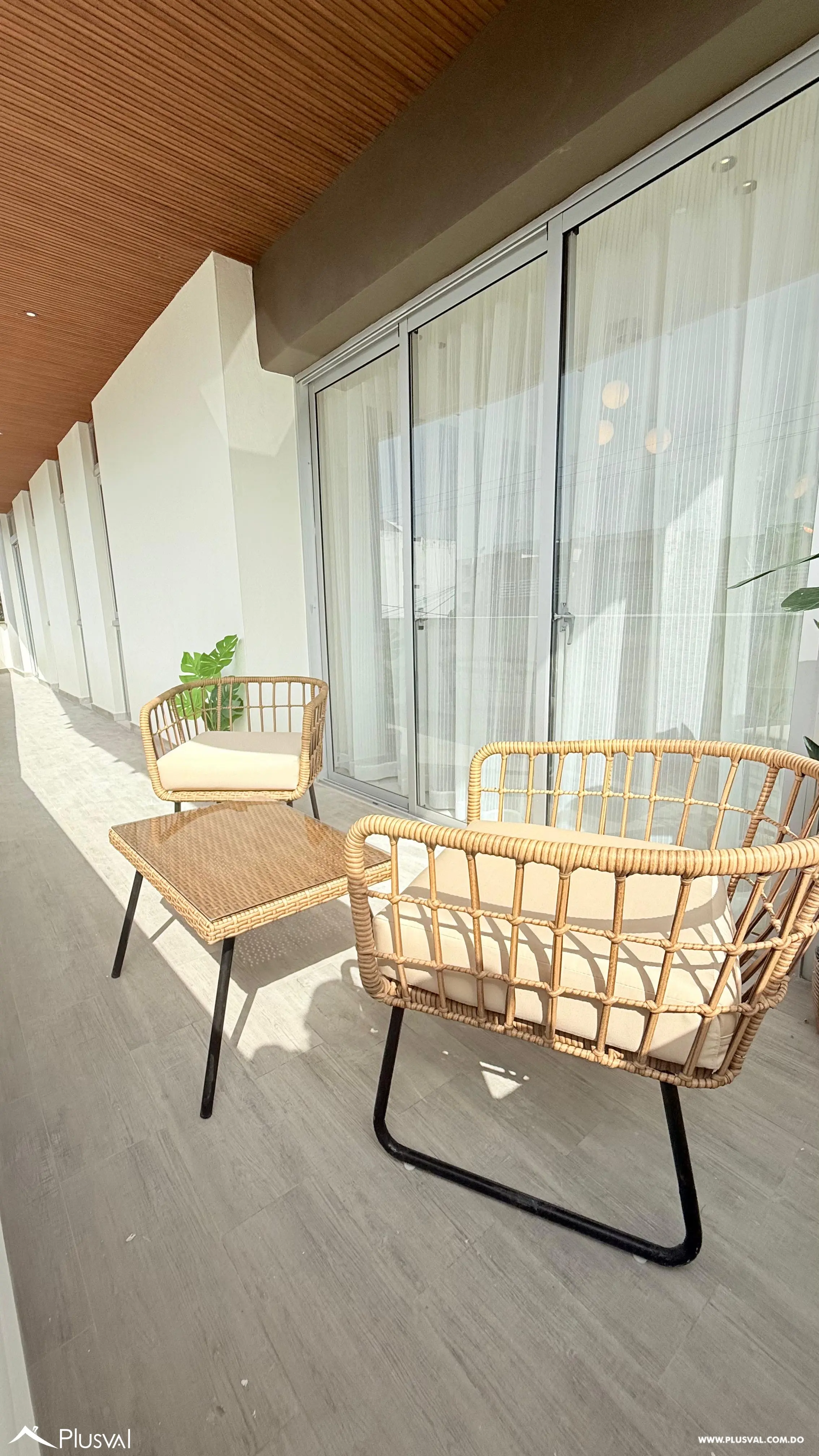 LIFE BY RUBEN DARIO - CENTRO EXCLUSIVO DE GAZCUE - VISTA AL MAR 497833