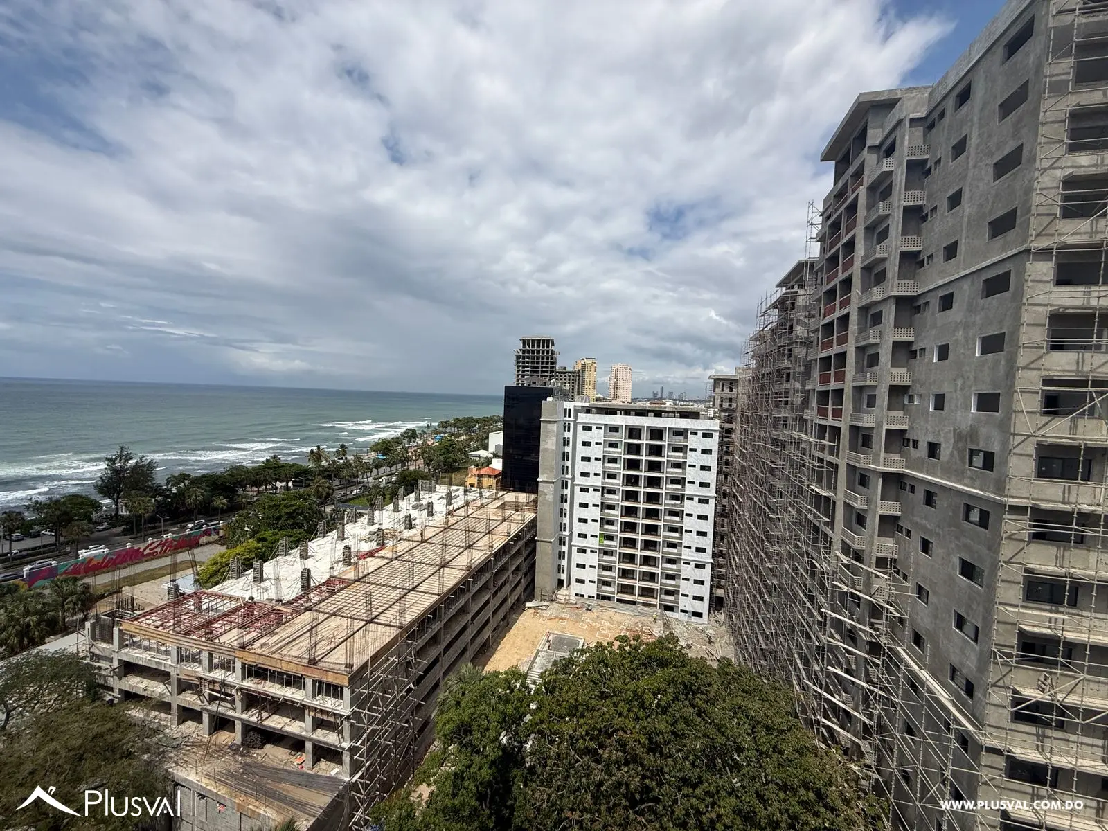 Apartamento en venta en Gazcue de 3 habitaciones con vista al mar 519874