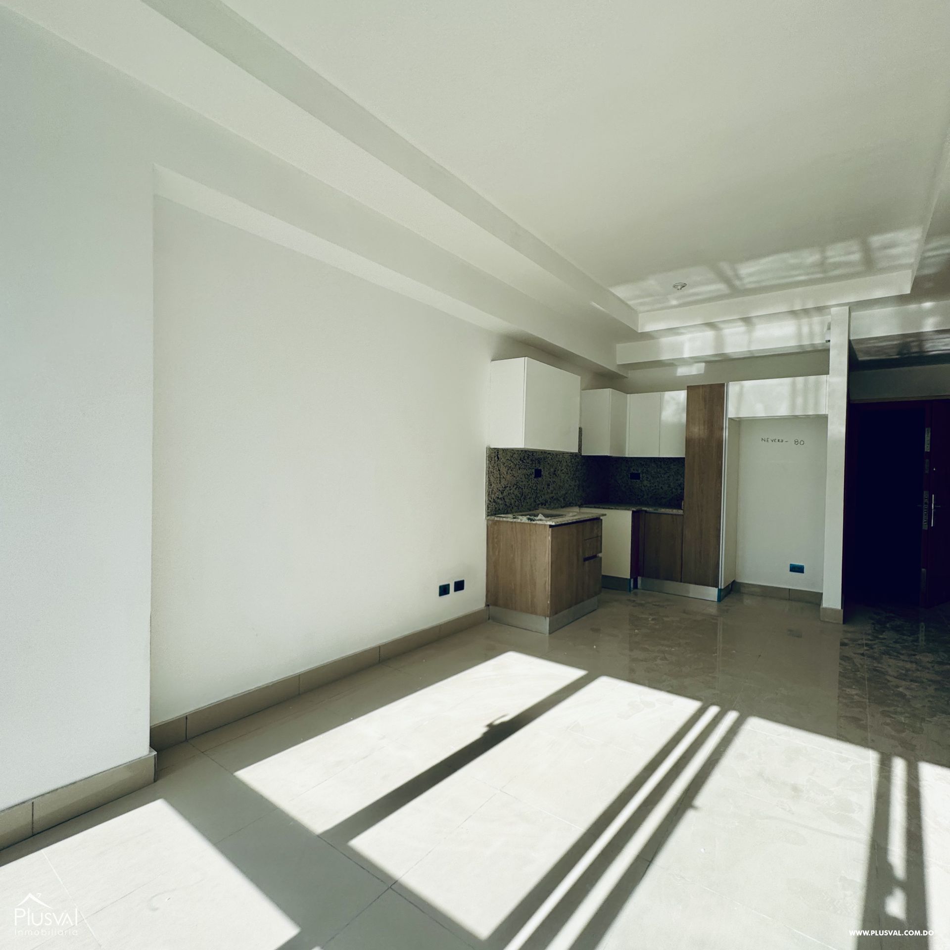 Moderno proyecto de apartamentos de 1 y 2 habitaciones en El Renacimiento 424025