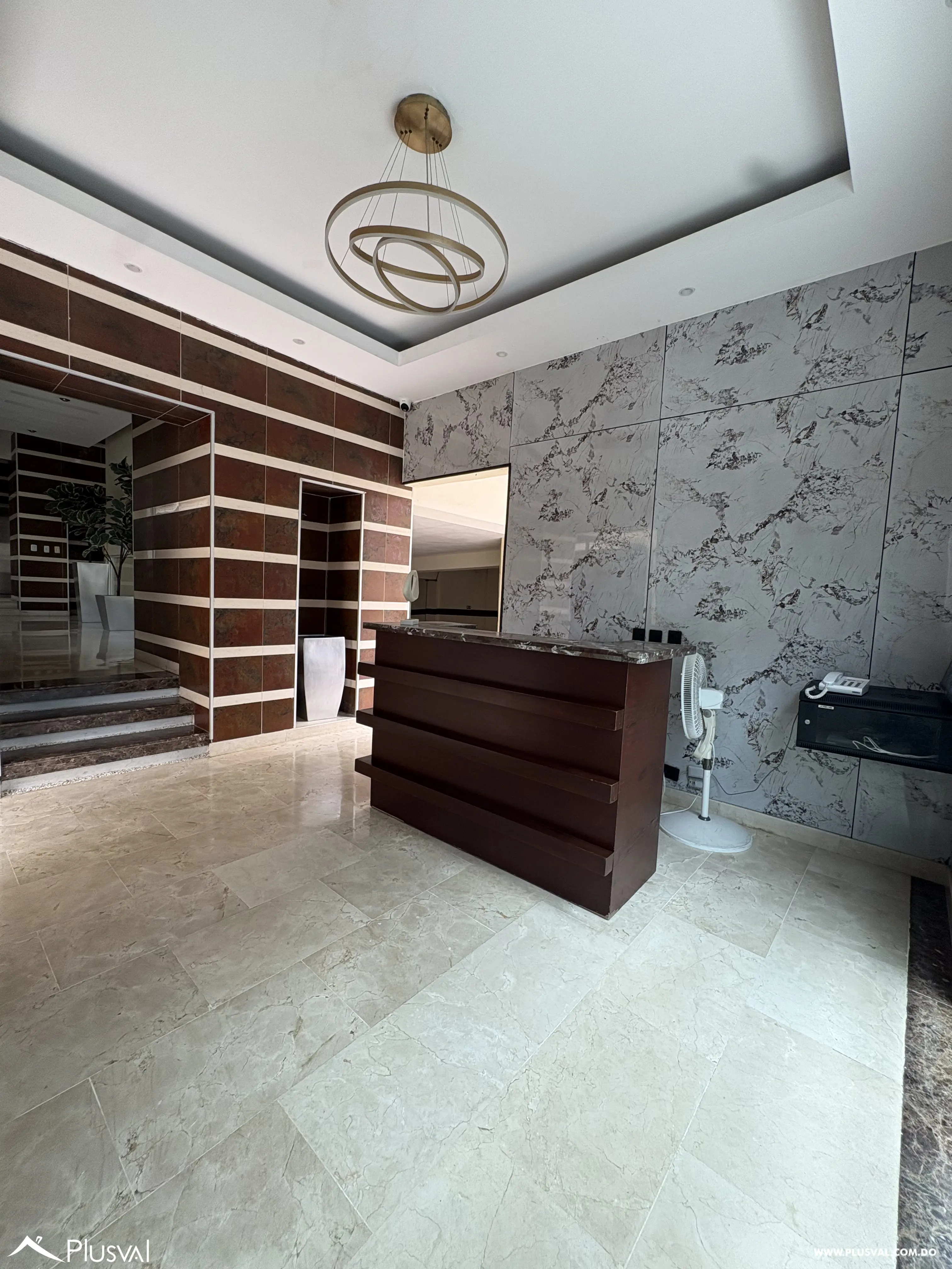 Apartamento en alquiler en el centro de Naco super amplio y piso alto 535138