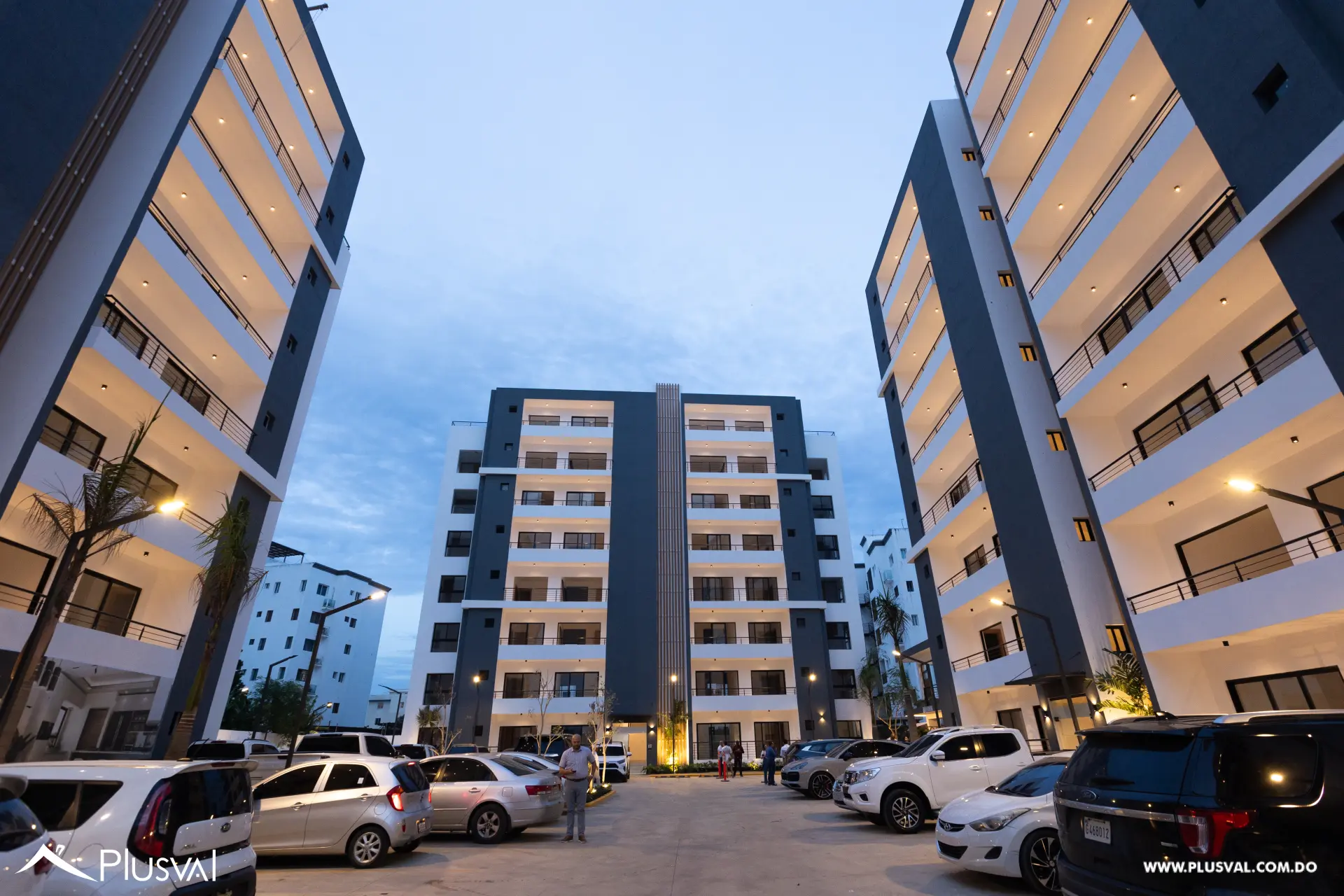 Modernas torres de apartamentos ubicadas en una zona estratégica, Las Damas, en la ciudad de Santiago 455528
