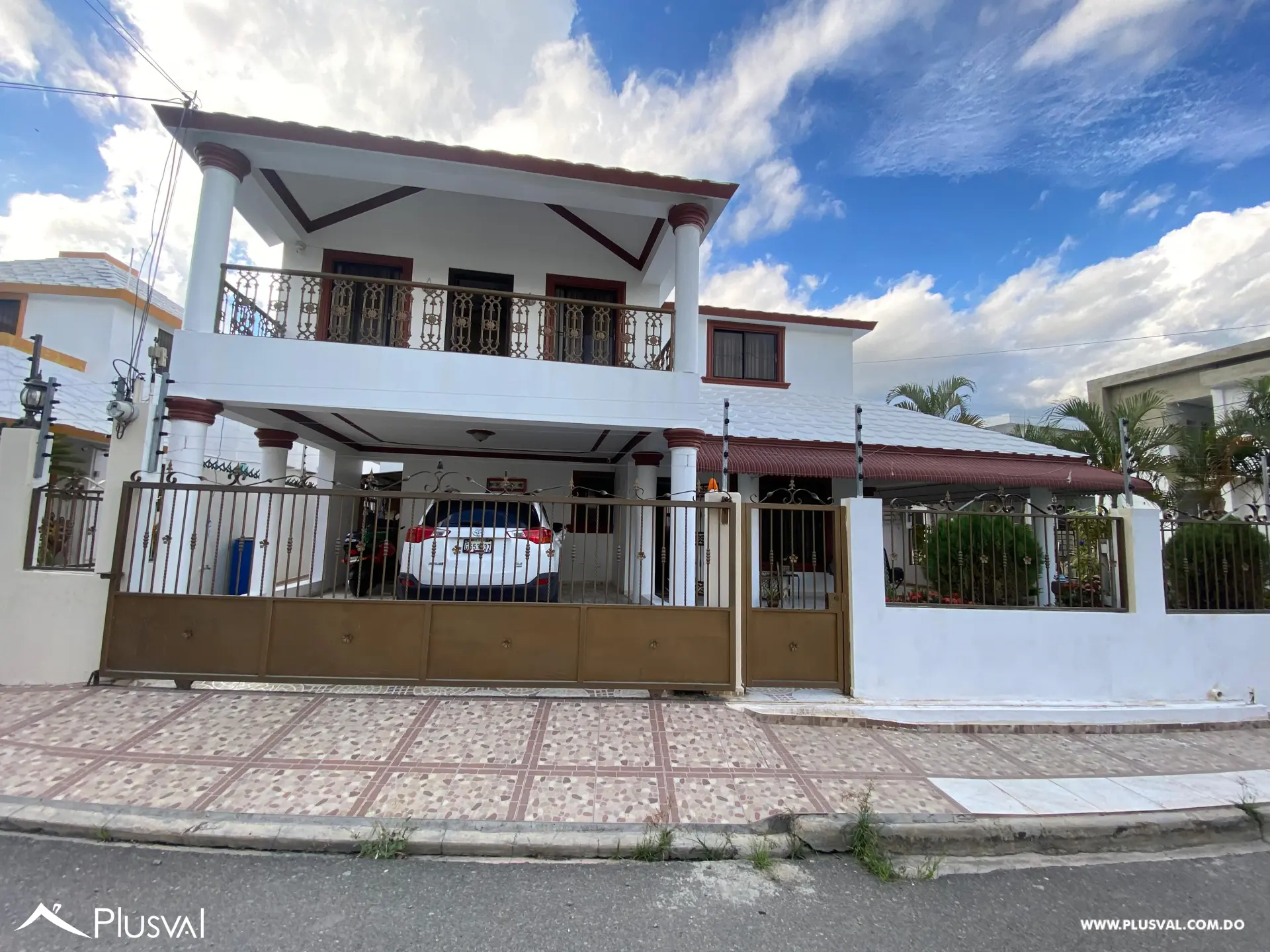 Casa Unifamiliar en Venta en Cerro Alto 464092