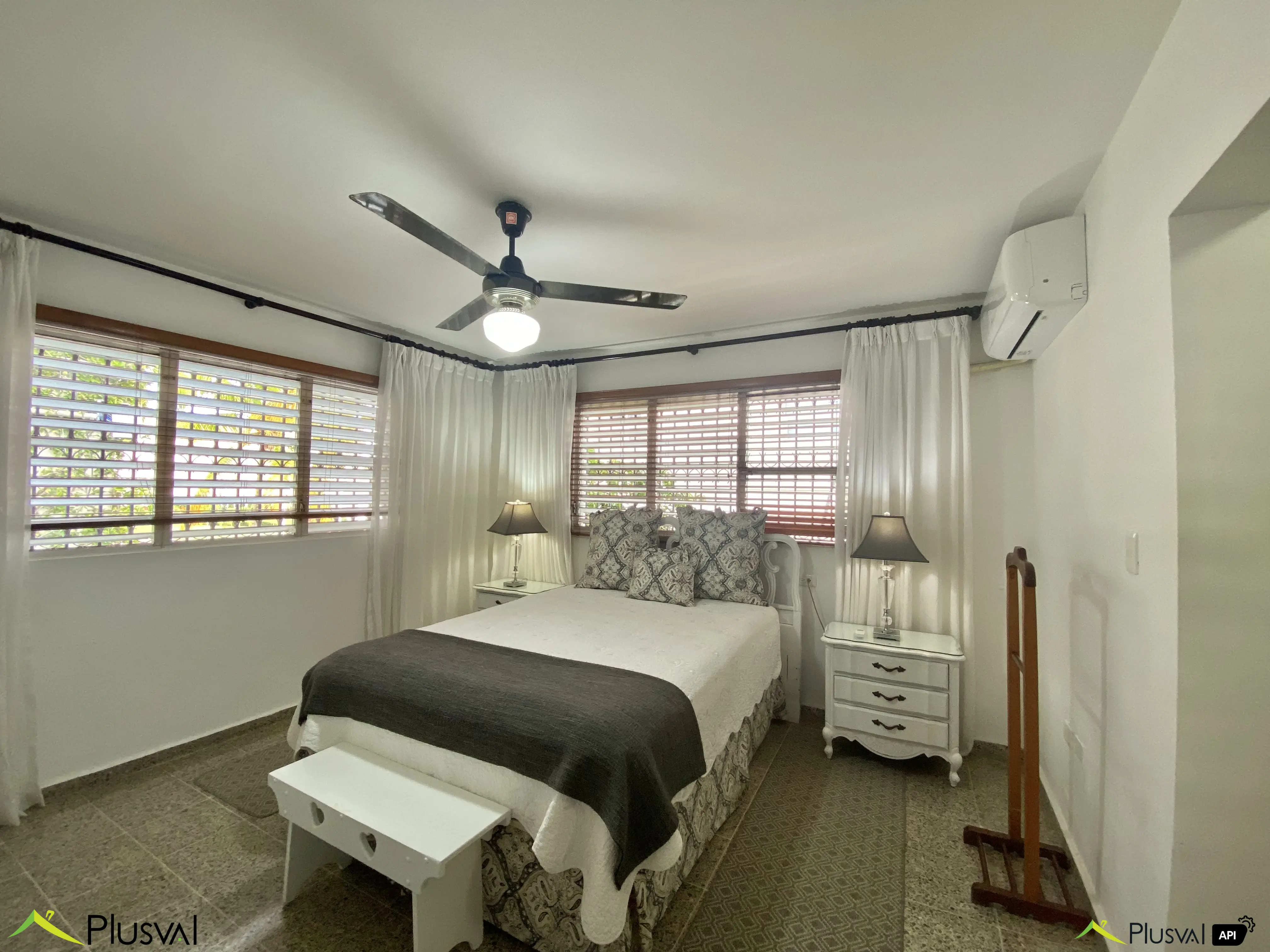 Excelente Apartamento en Alquiler Amueblado 449374