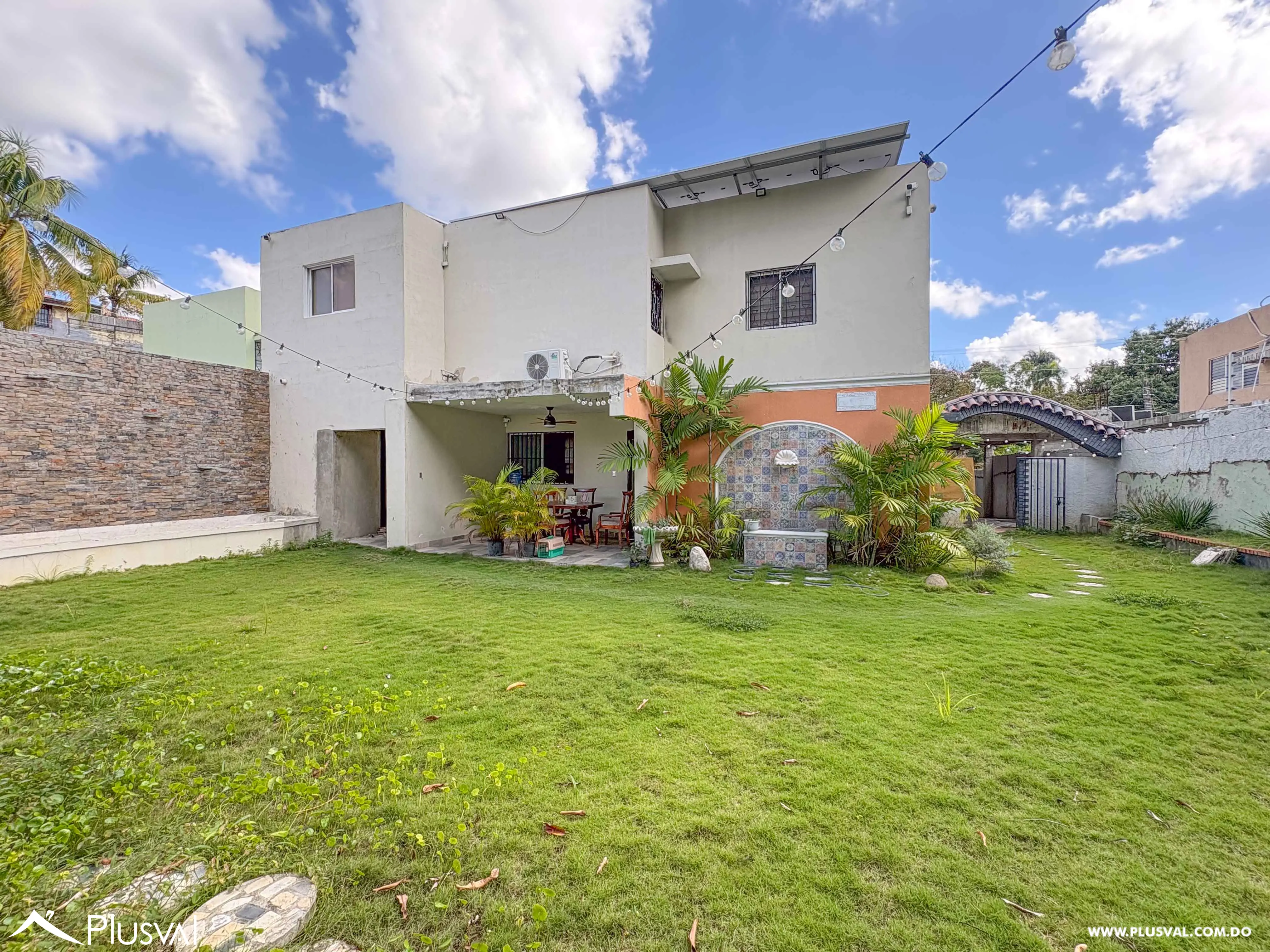 Espacio Comercial con Estudio y Patio en Arroyo Hondo (Primer Piso) 495679