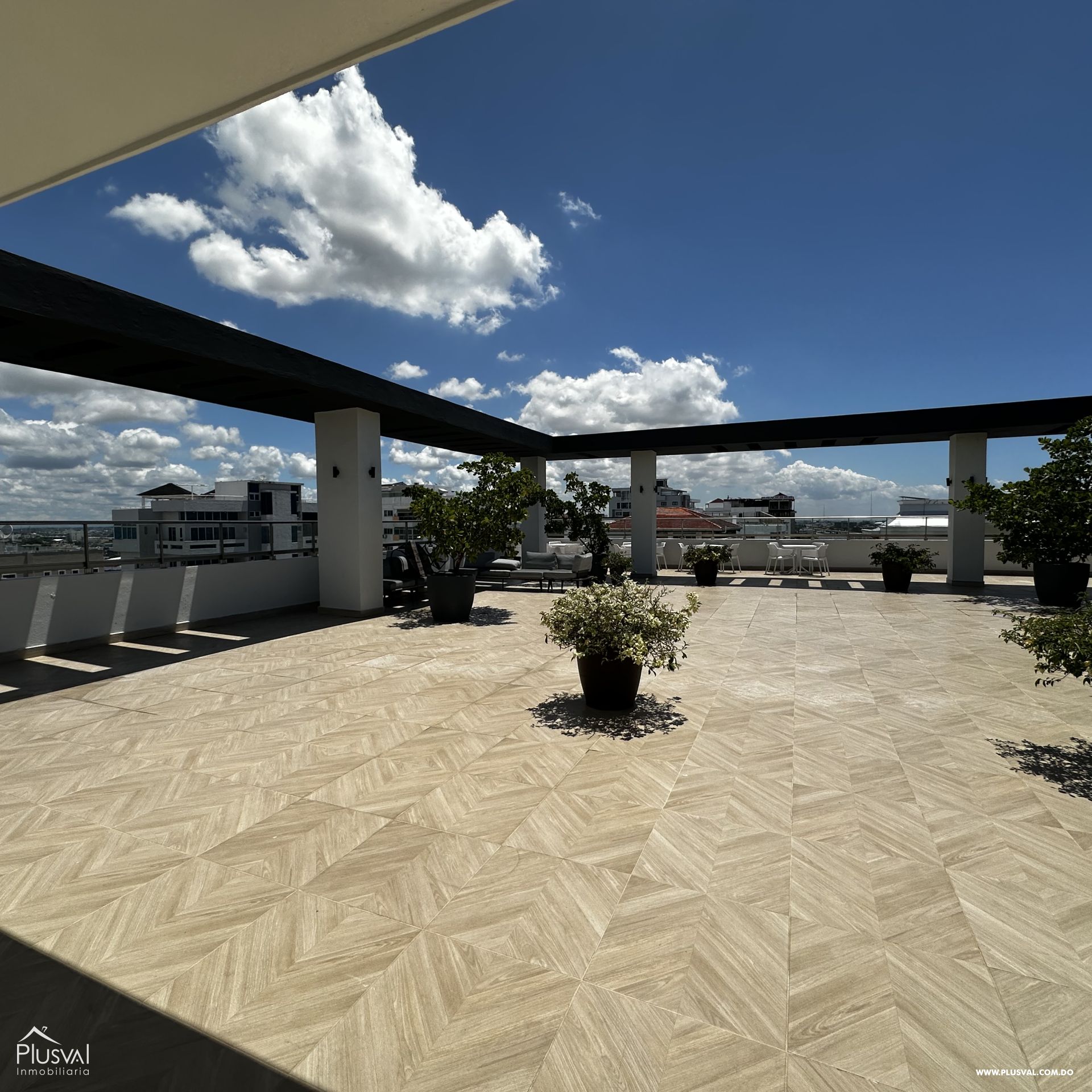 Cómodo apartamento de 2 habitaciones en el centro de Naco 440437