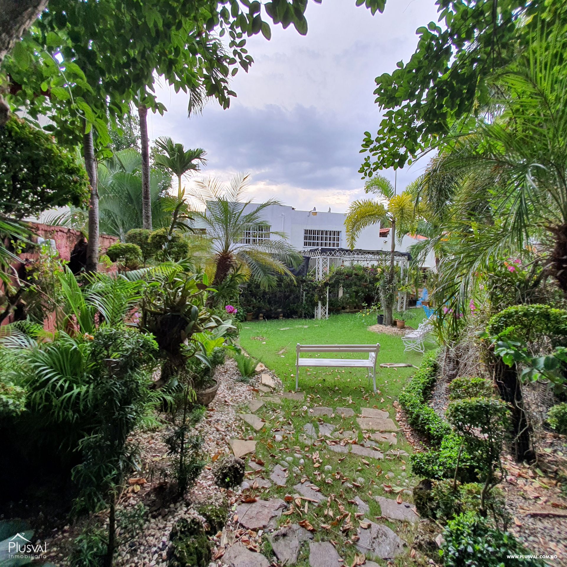 Amplia casa en venta para proyecto en Los Ríos 232618