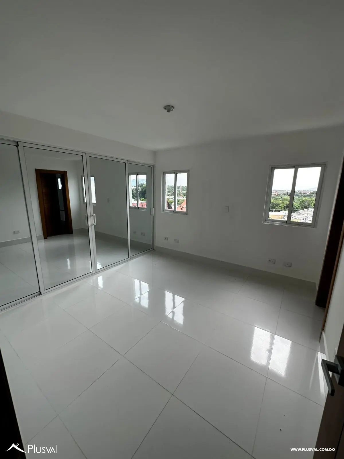 Apartamento Moderno en Alquiler - 8vo Piso cerca de la Zona Monumental 457236
