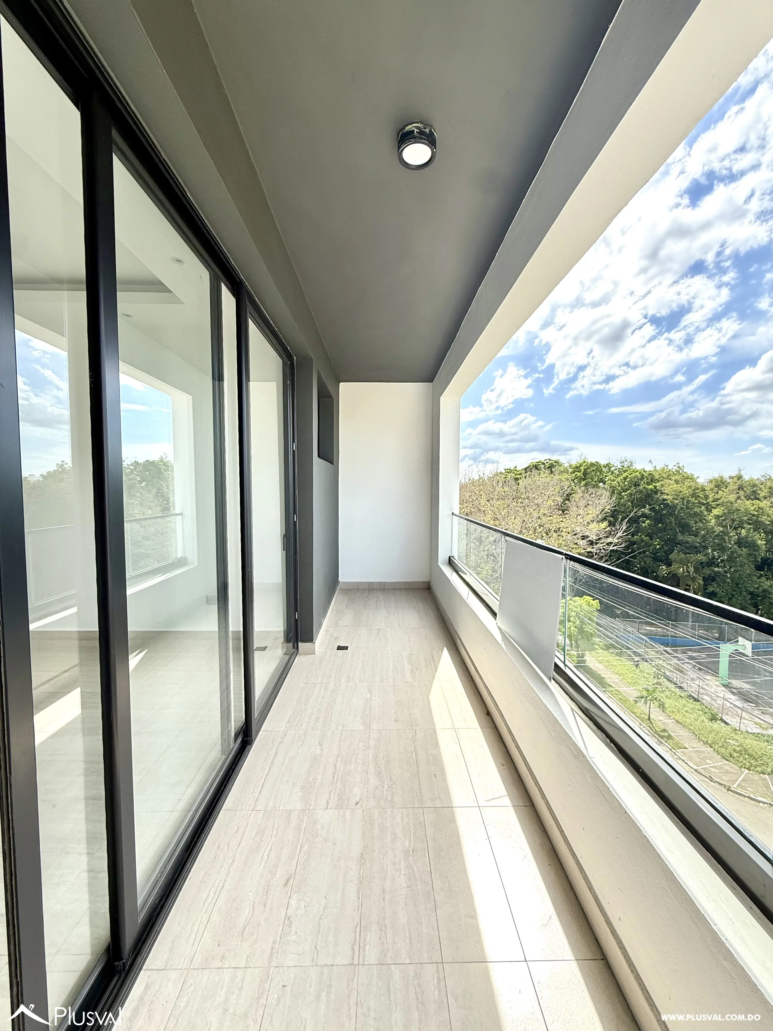 Apartamento con Vista Panorámica y Línea Blanca Incluida 509771