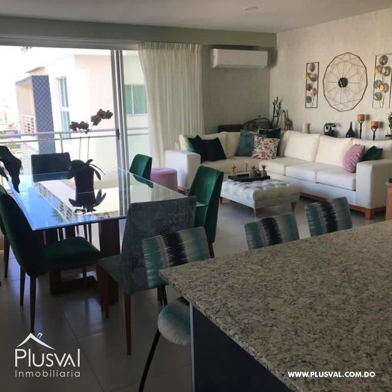 Apartamento en alquiler con LINEA BLANCA en Evaristo Morales 178000
