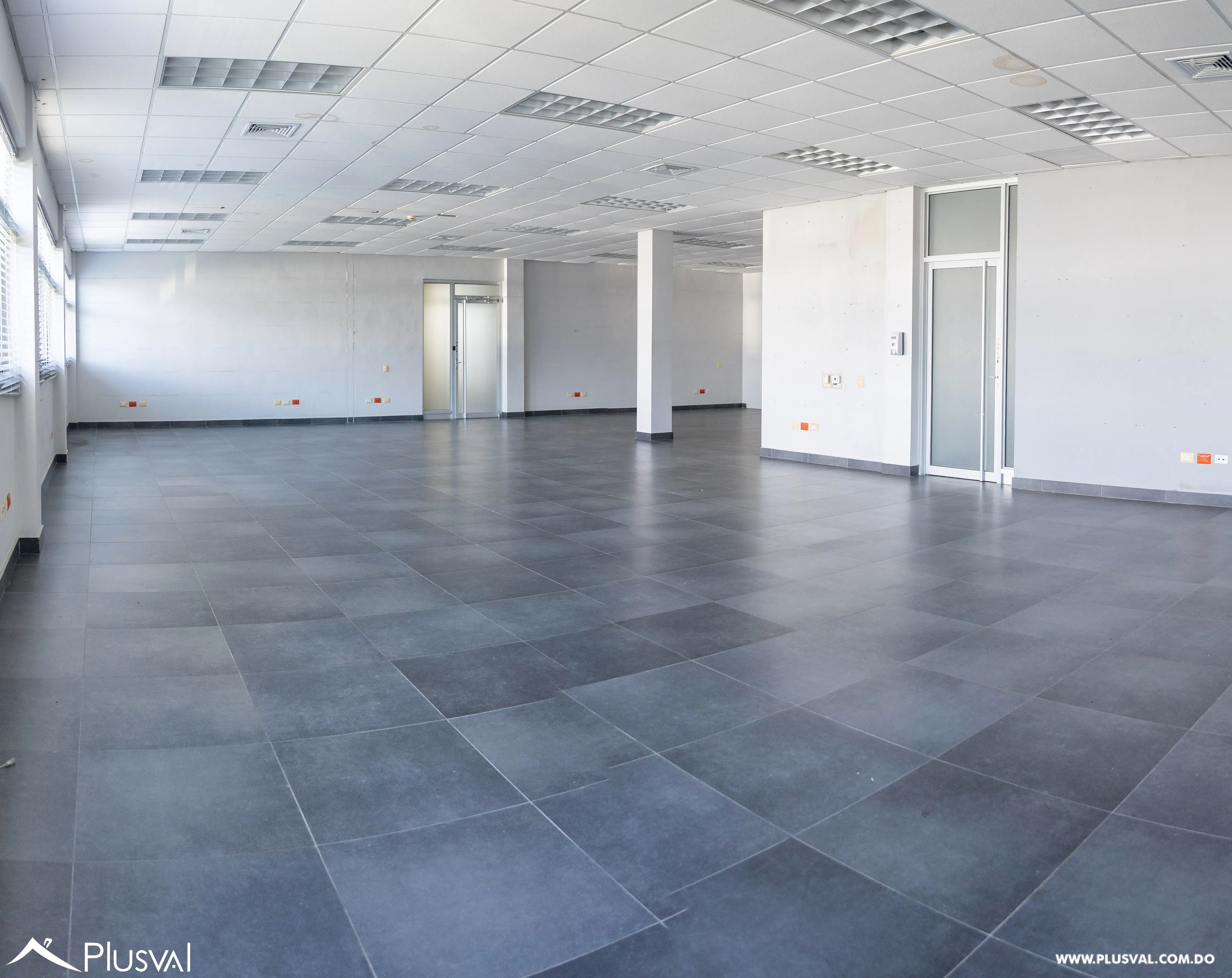 Edificio Comercial En Alquiler 491409